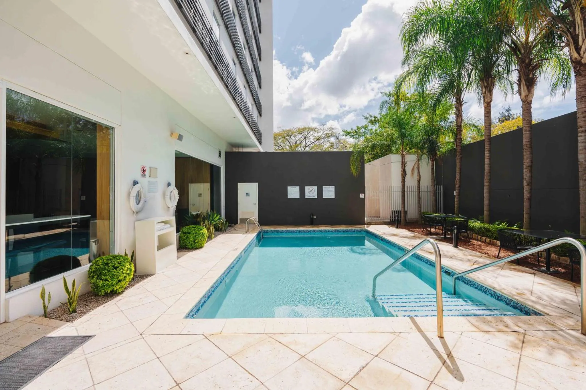 Swimming pool in Holiday Inn Express Tegucigalpa by IHG