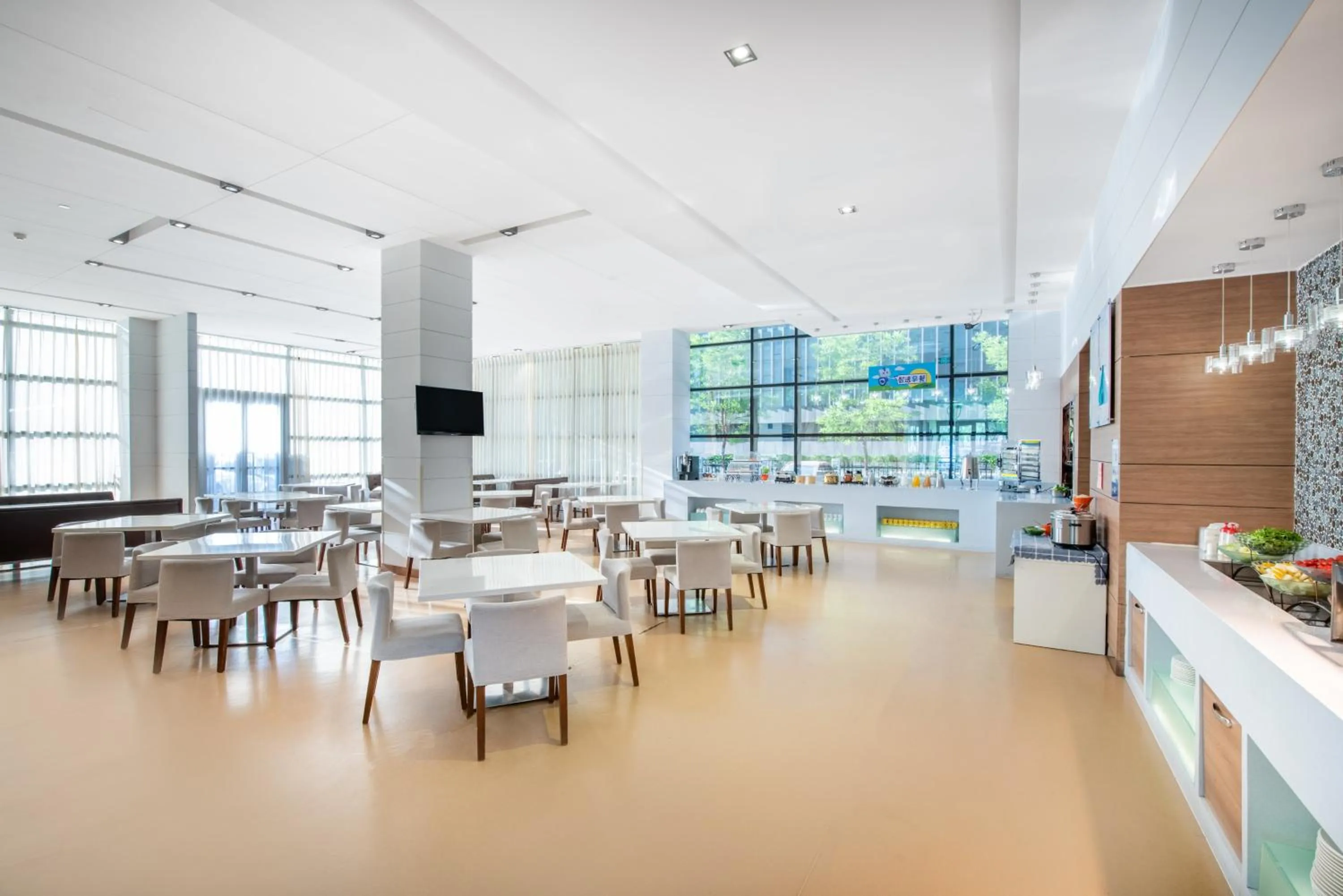 Breakfast in Holiday Inn Express Ordos Dongsheng by IHG