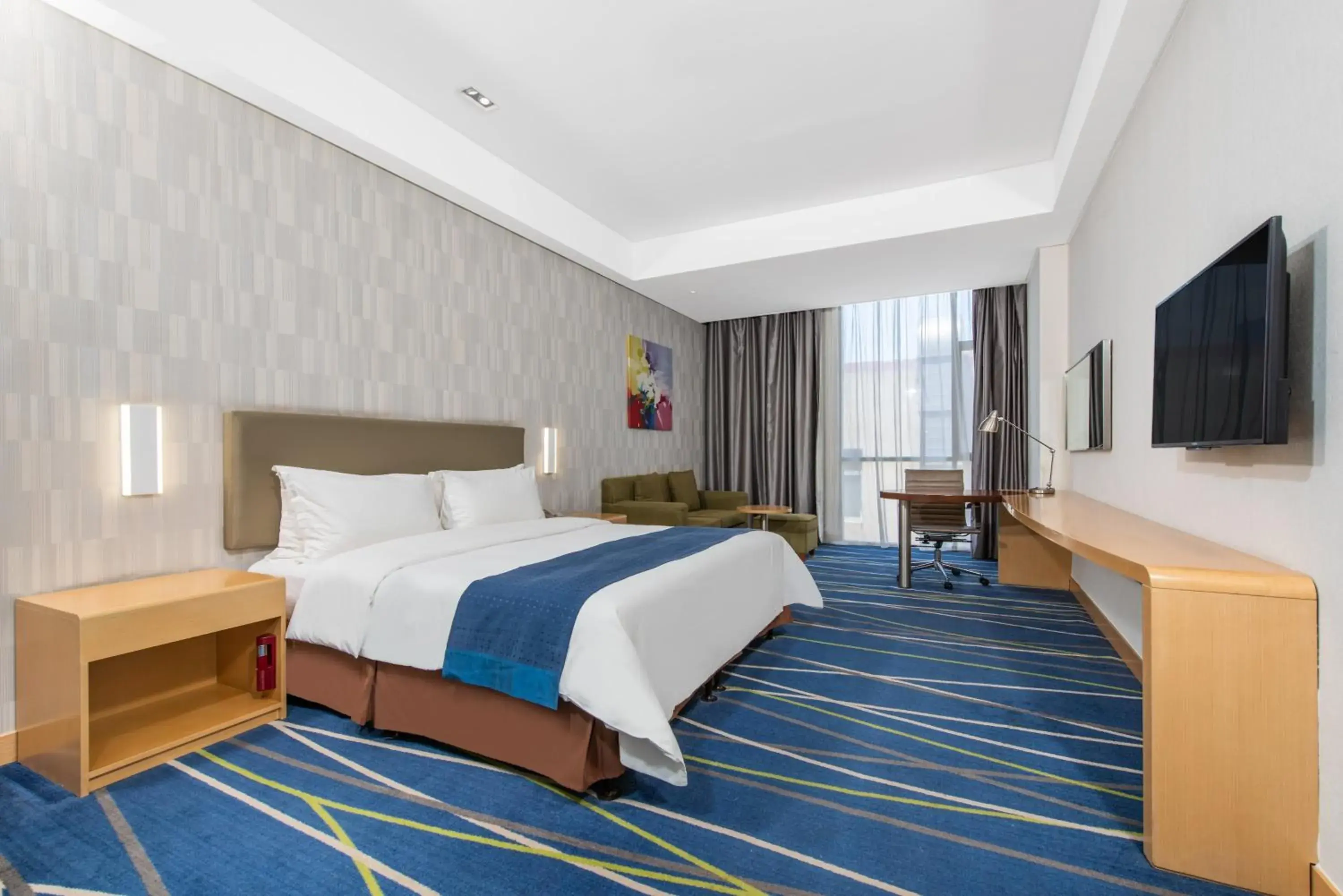 Photo of the whole room, Bed in Holiday Inn Express Zhengzhou Airport by IHG Photo of the whole room, Bed in Holiday Inn Express Zhengzhou Airport by IHG