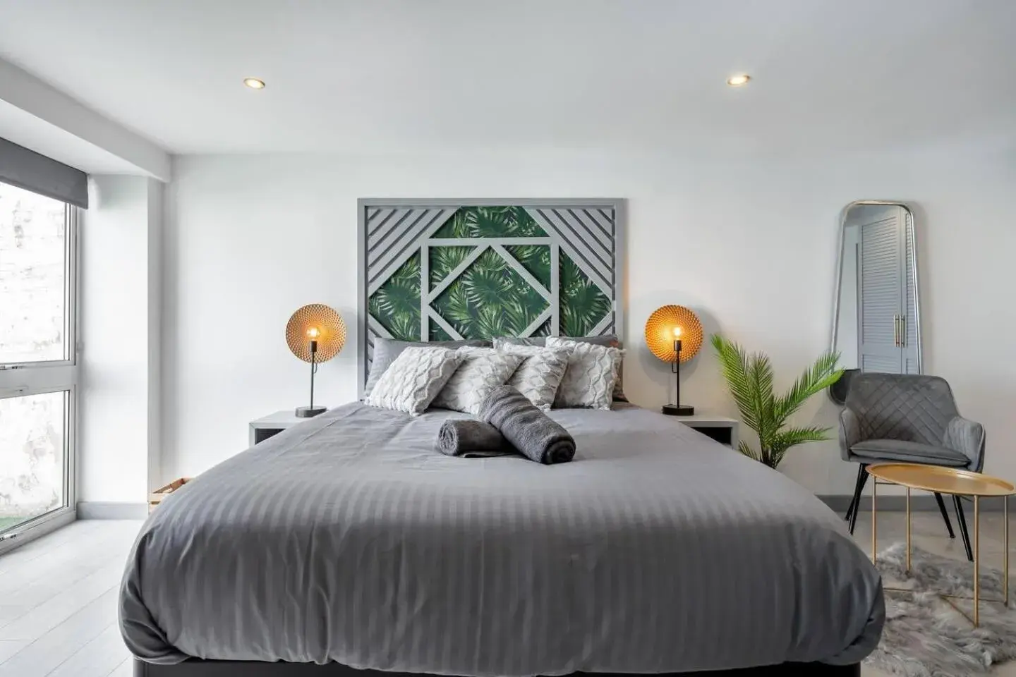 Flat - Sleeps 2 & Parking Flat - Sleeps 2 & Parking
