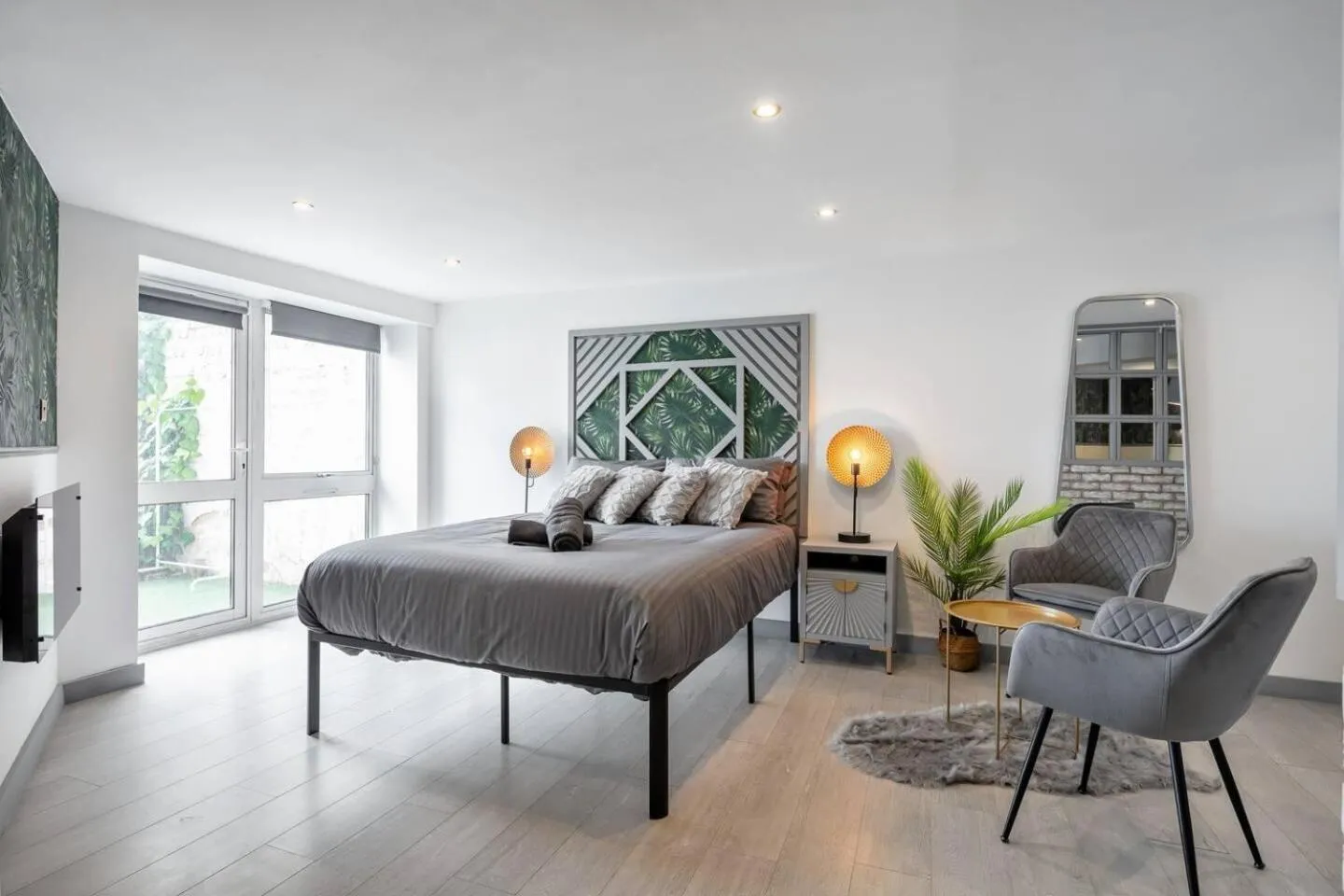 Photo of the whole room in Flat - Sleeps 2 & Parking
