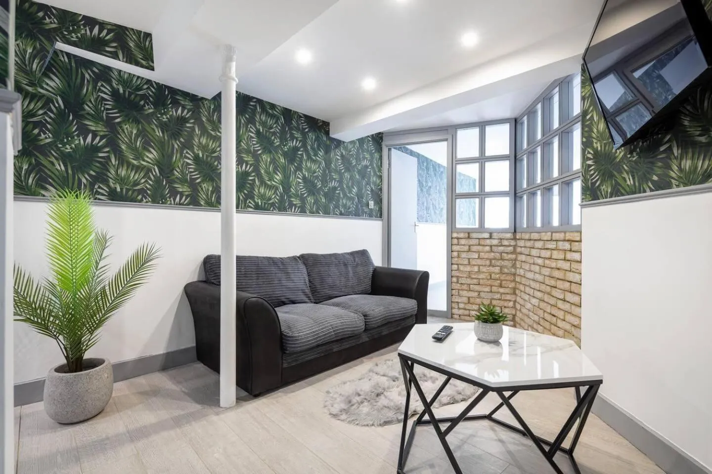 Living room in Flat - Sleeps 2 & Parking