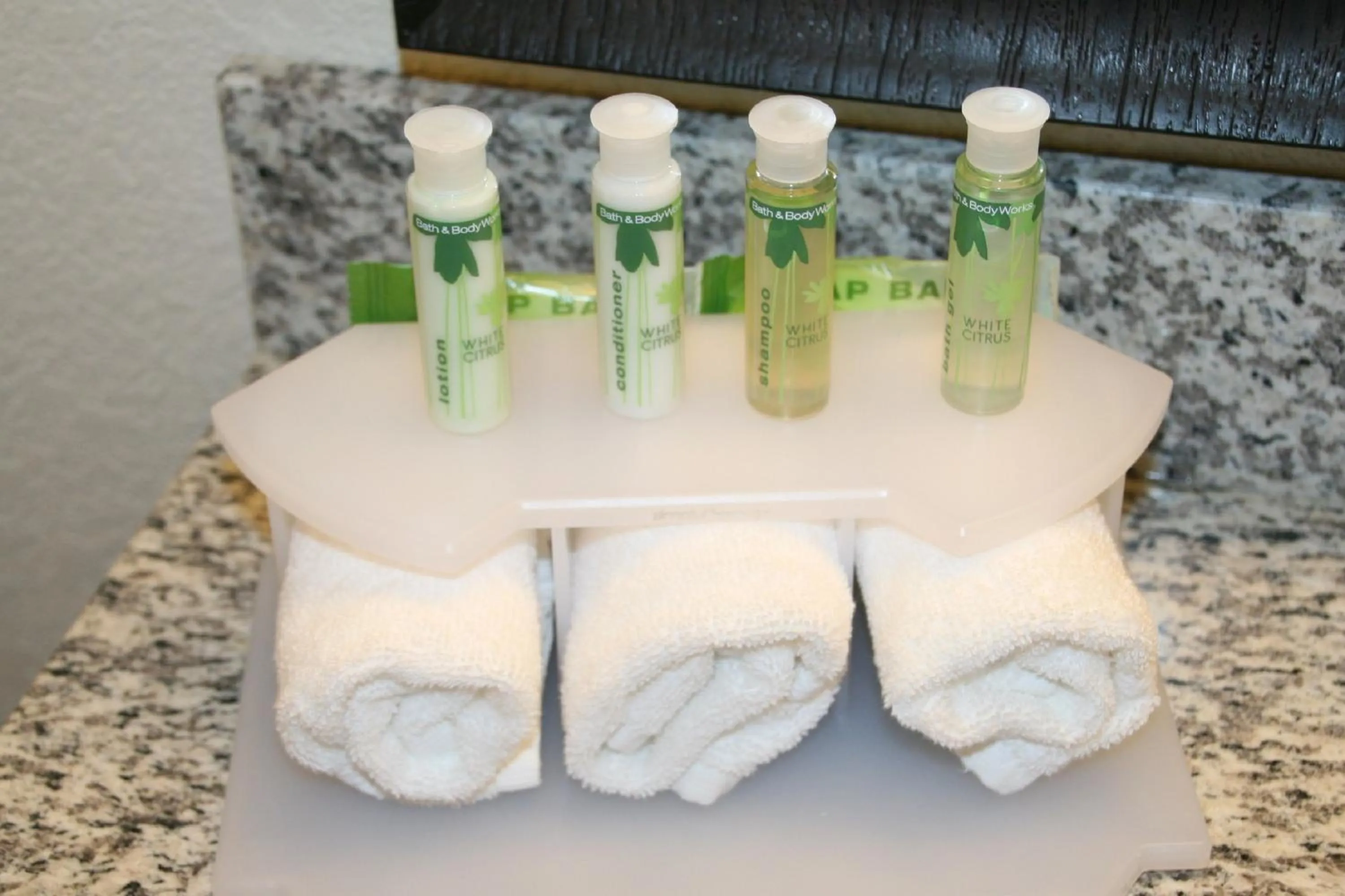 Bedroom in Holiday Inn Express & Suites Nevada by IHG