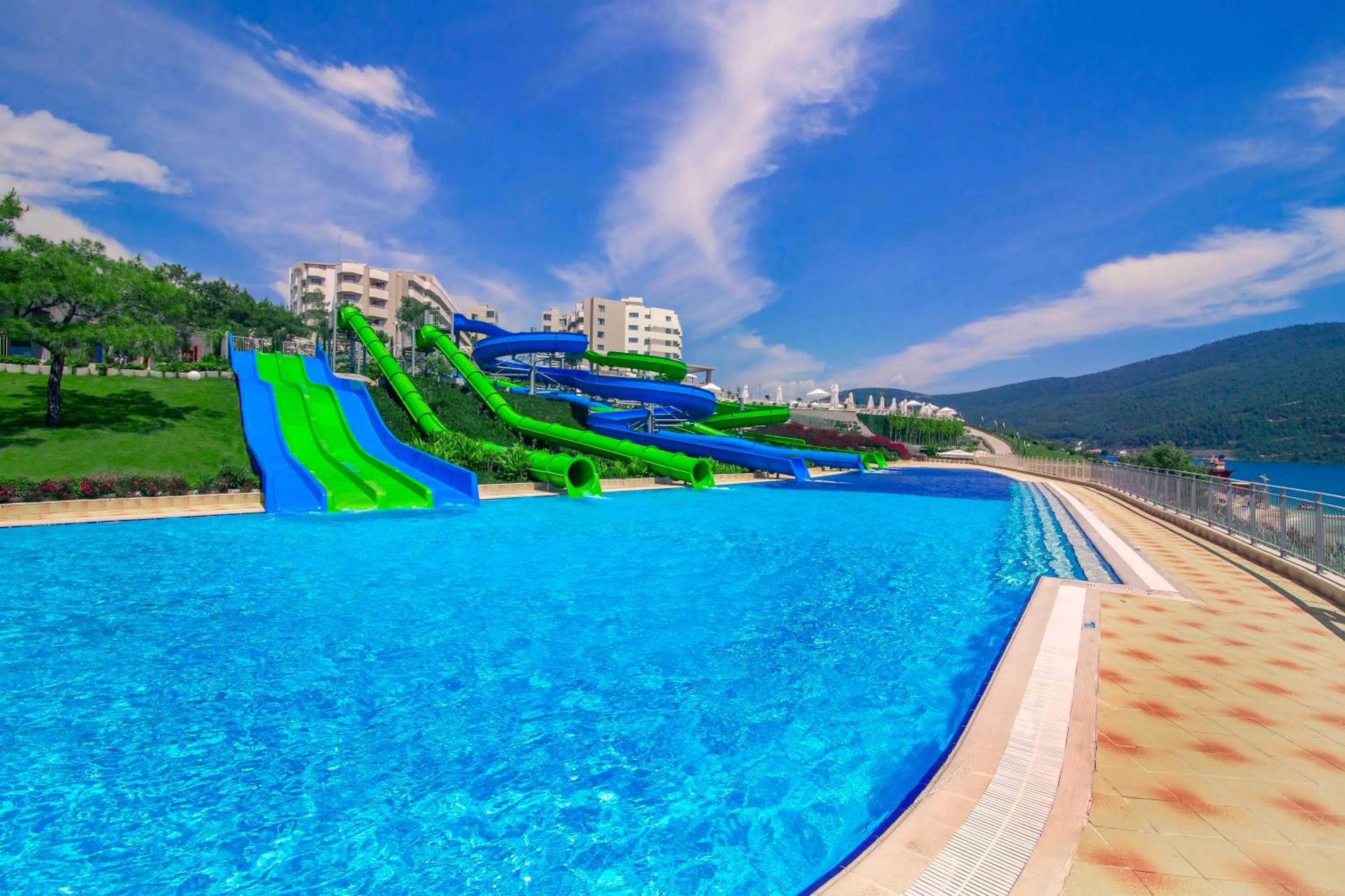 Area and facilities in La Blanche Island Bodrum