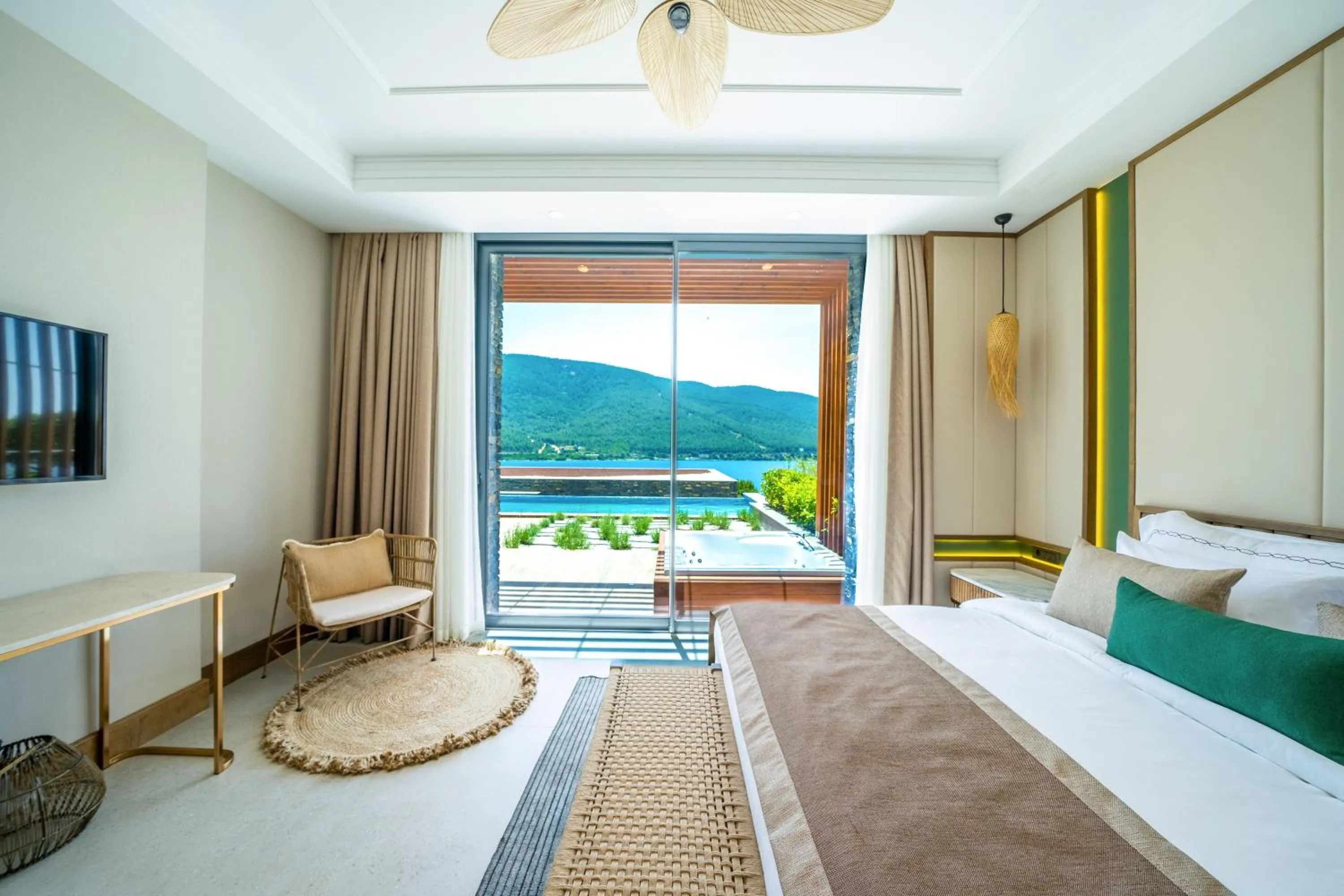 Bed in La Blanche Island Bodrum
