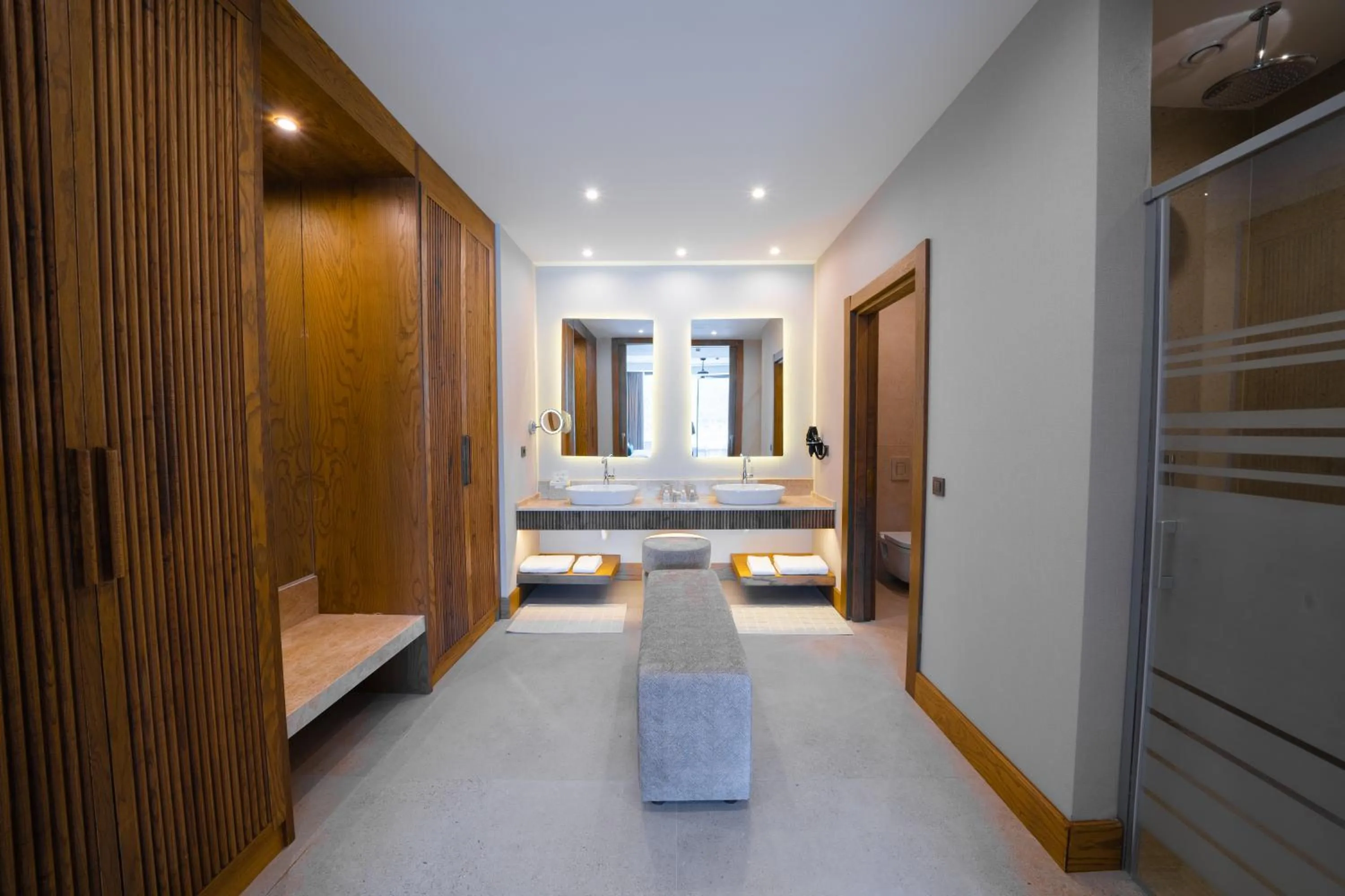 wardrobe, Bed in La Blanche Island Bodrum