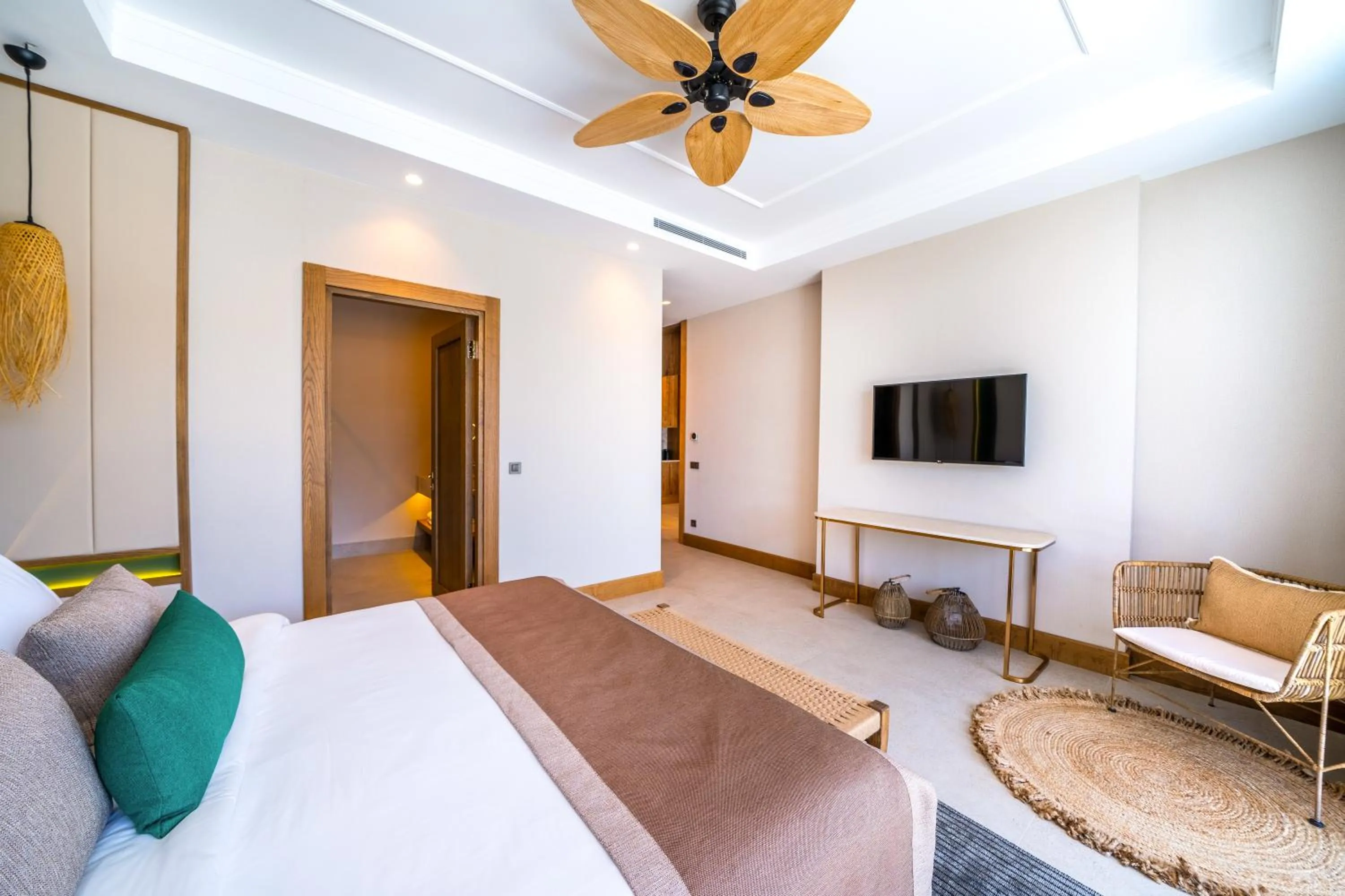 Bed in La Blanche Island Bodrum