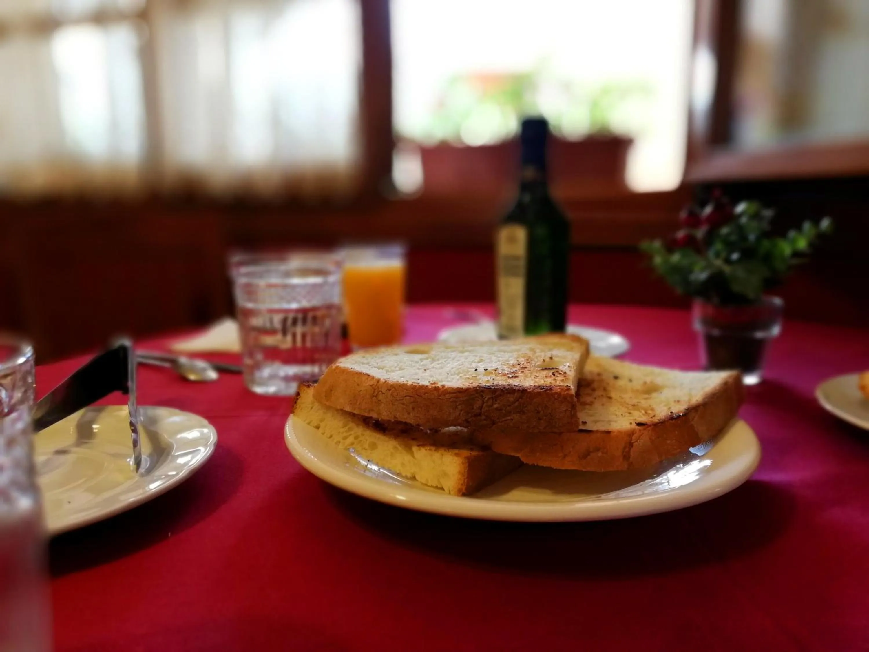 Breakfast in Picos de Europa Suites and Rooms