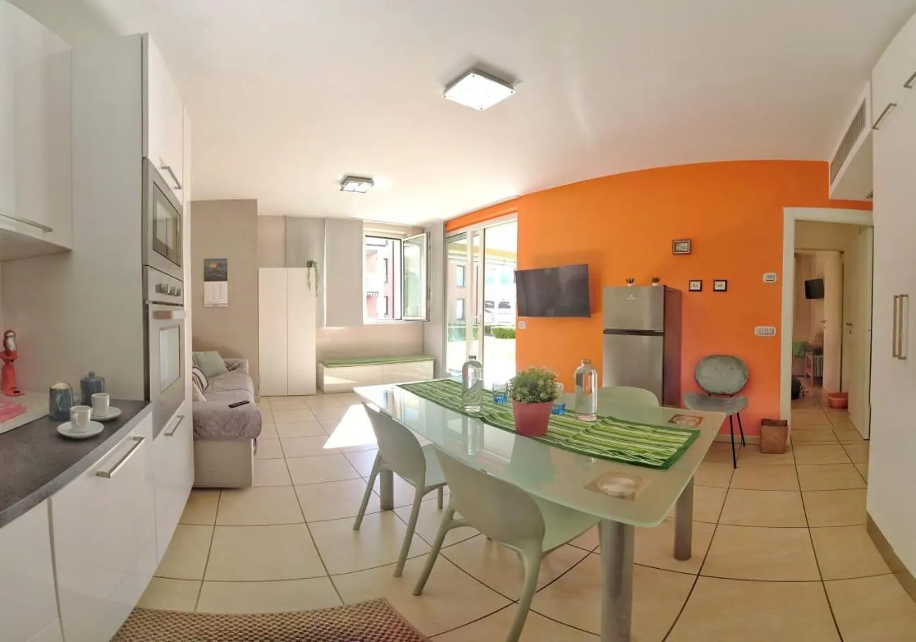 Golfo Gabella Lake Apartments