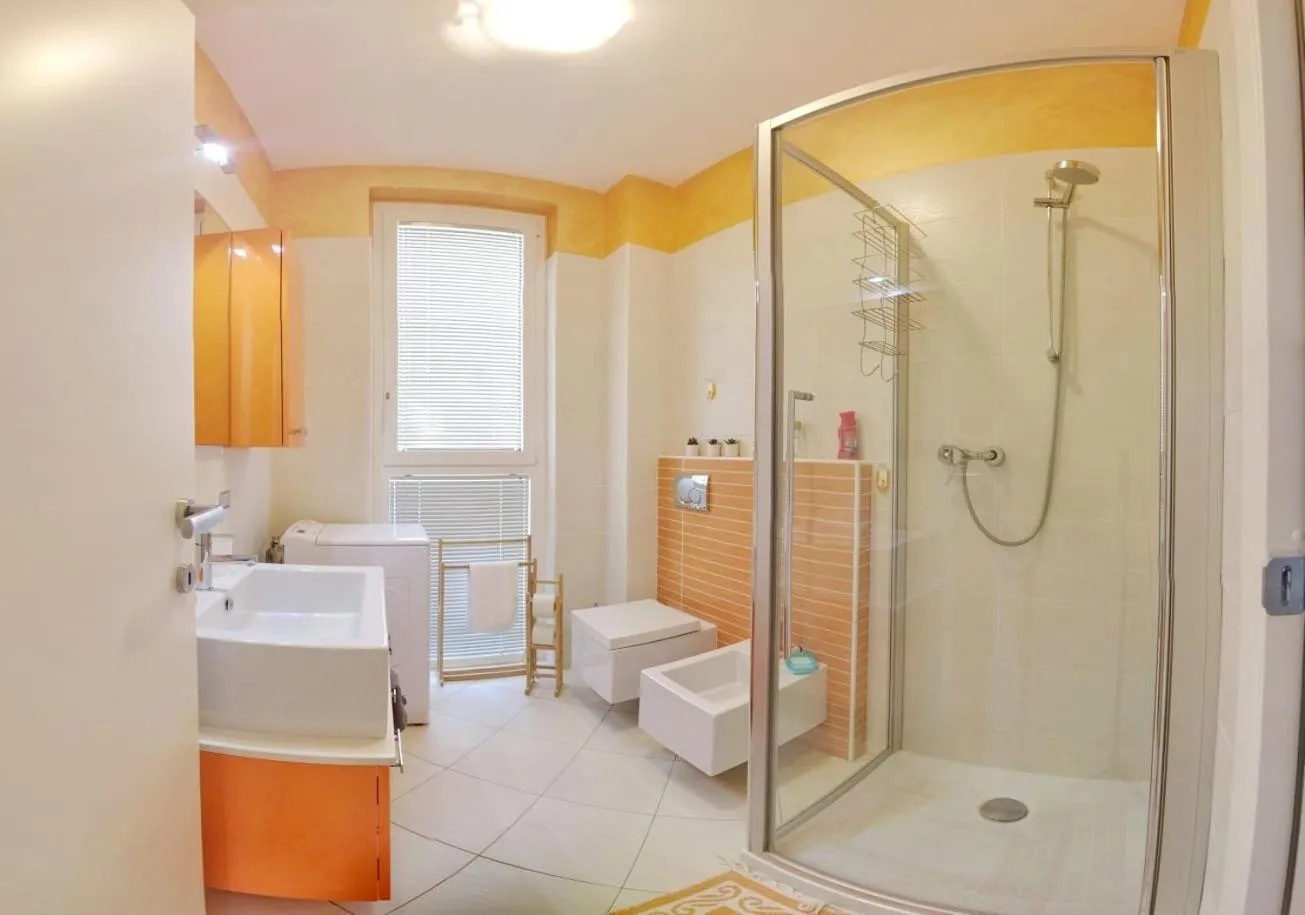 Golfo Gabella Lake Apartments