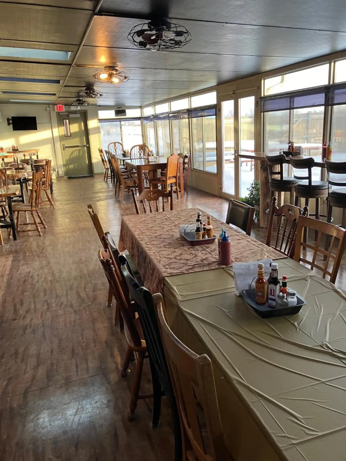 Restaurant/places to eat in Prairie Rose Inn