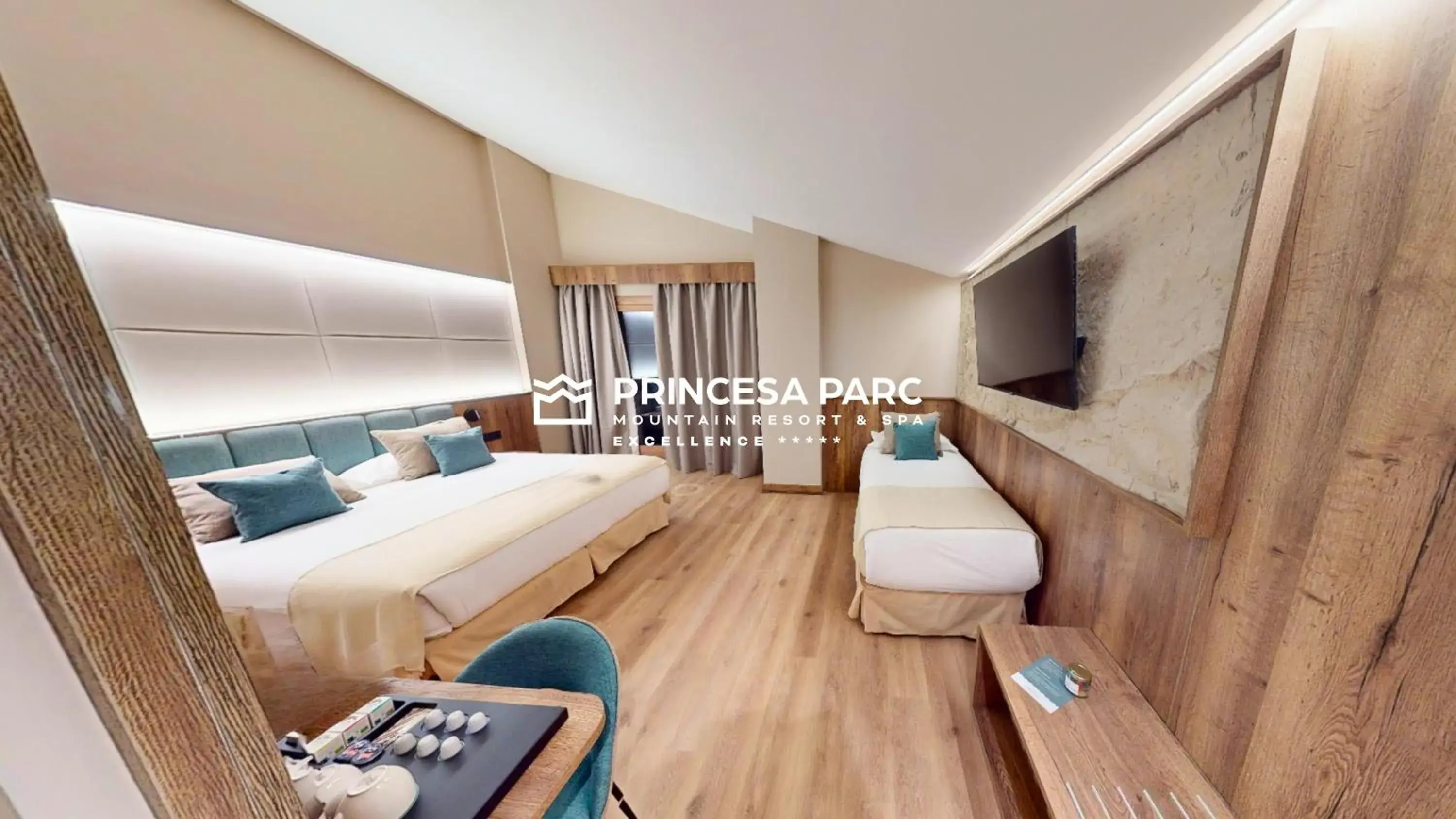 Triple Room in Hotel Princesa Parc Excellence Triple Room in Hotel Princesa Parc Excellence