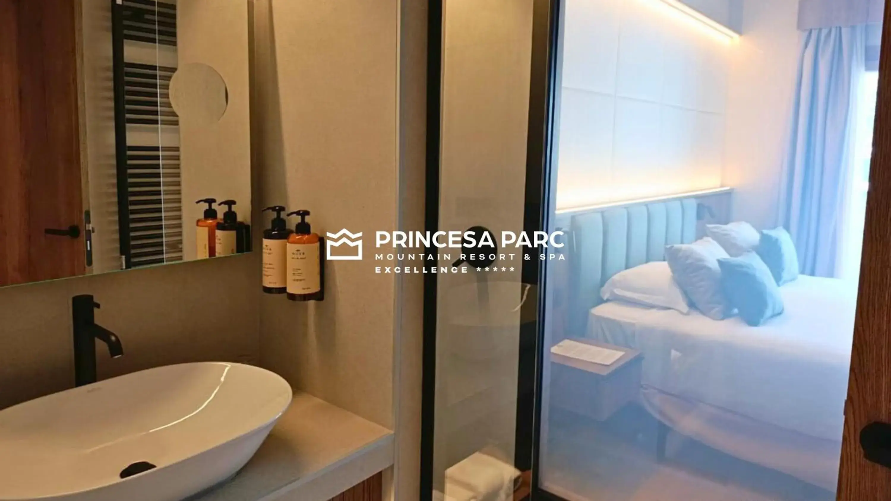 Triple Room in Hotel Princesa Parc Excellence Triple Room in Hotel Princesa Parc Excellence