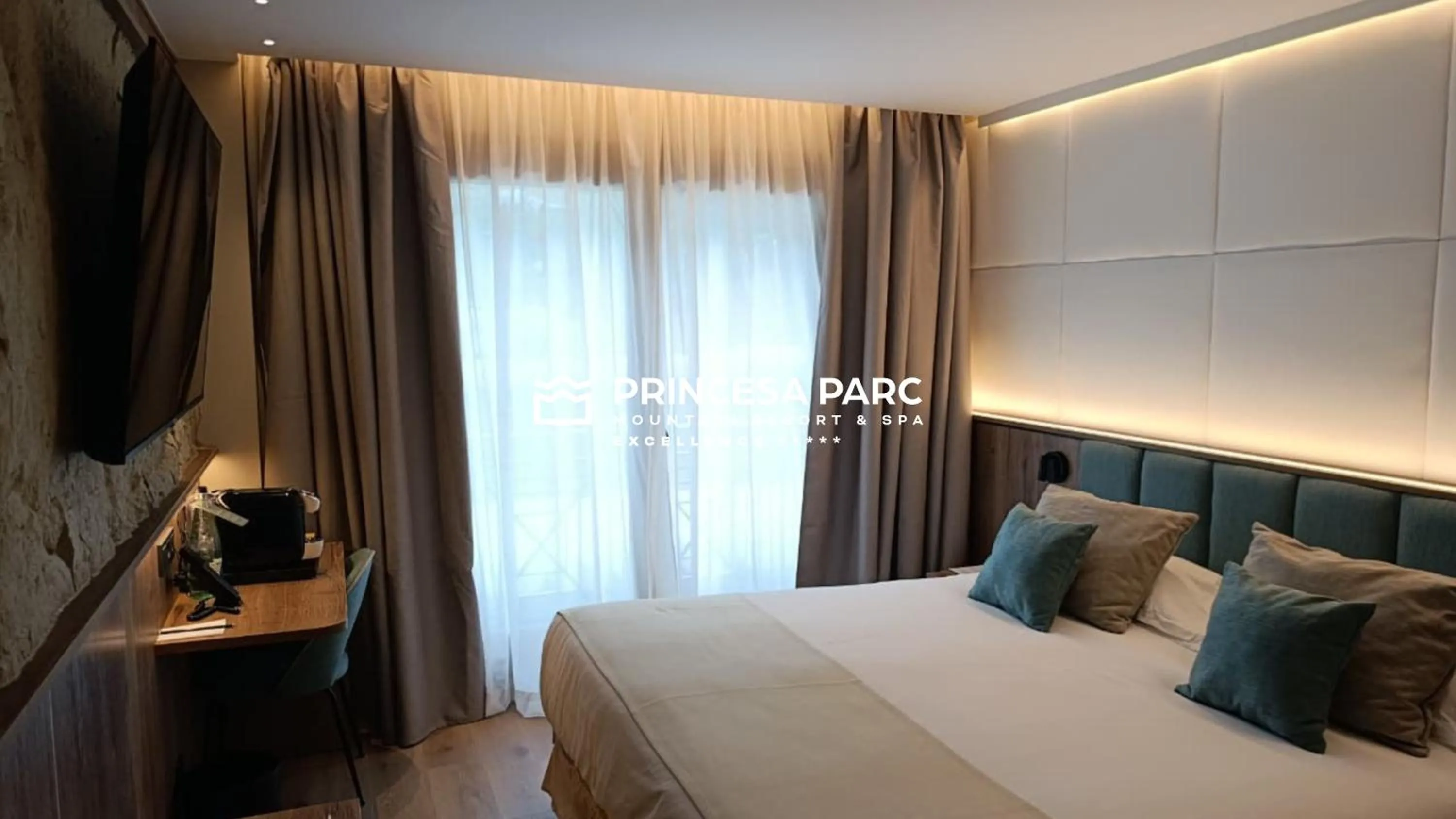 Bed in Hotel Princesa Parc Excellence