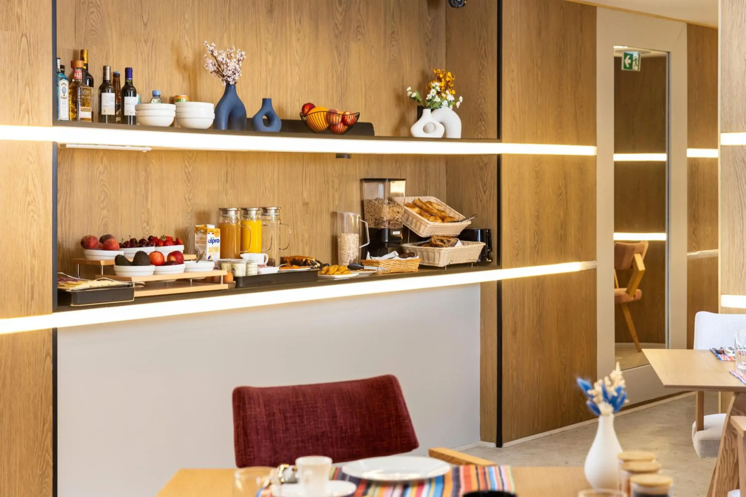 Lobby or reception in OVYO Hôtel Lobby or reception in OVYO Hôtel