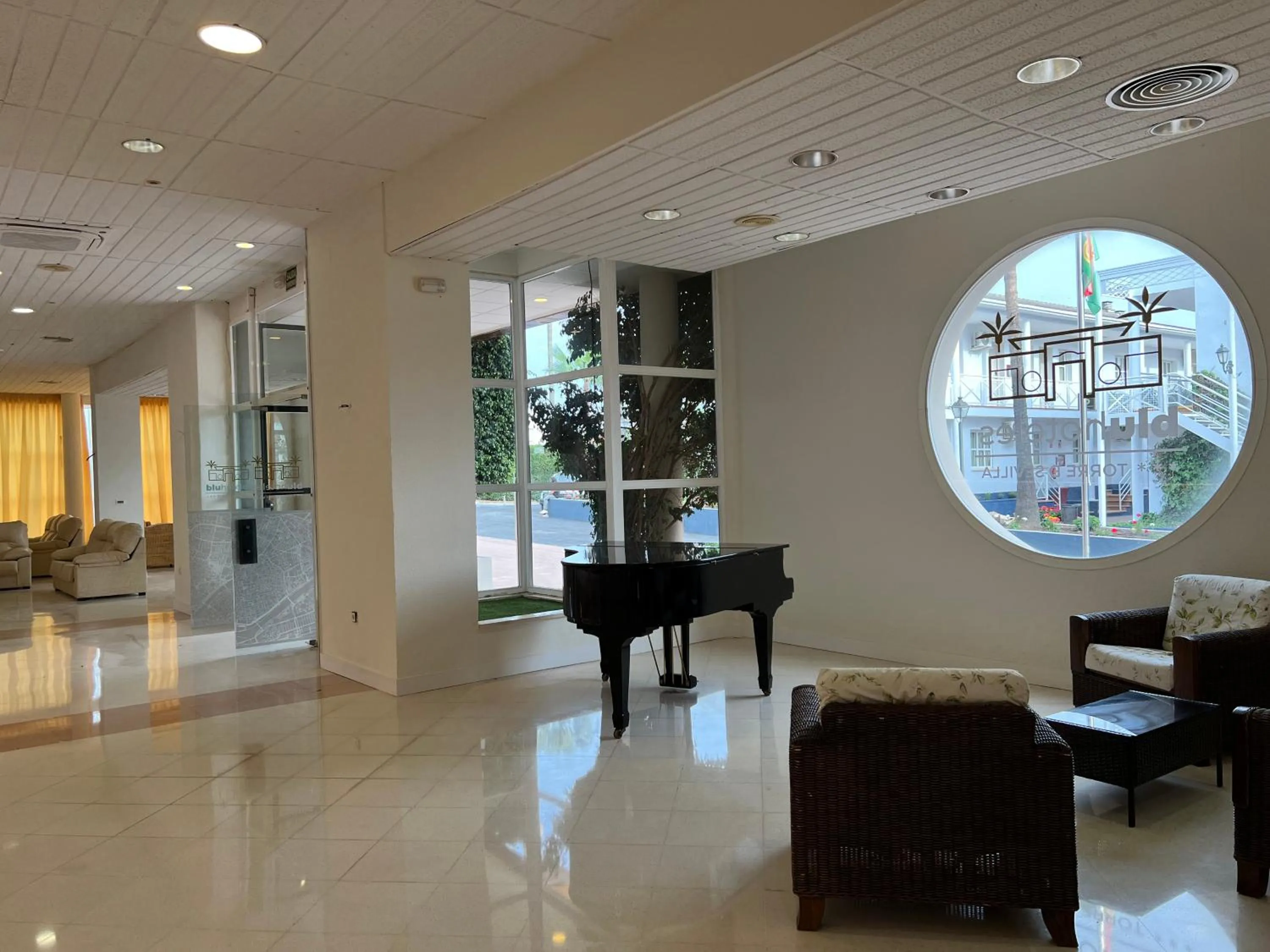 Living room in Hospedium Hotel Sky Blu Torre de Sevilla