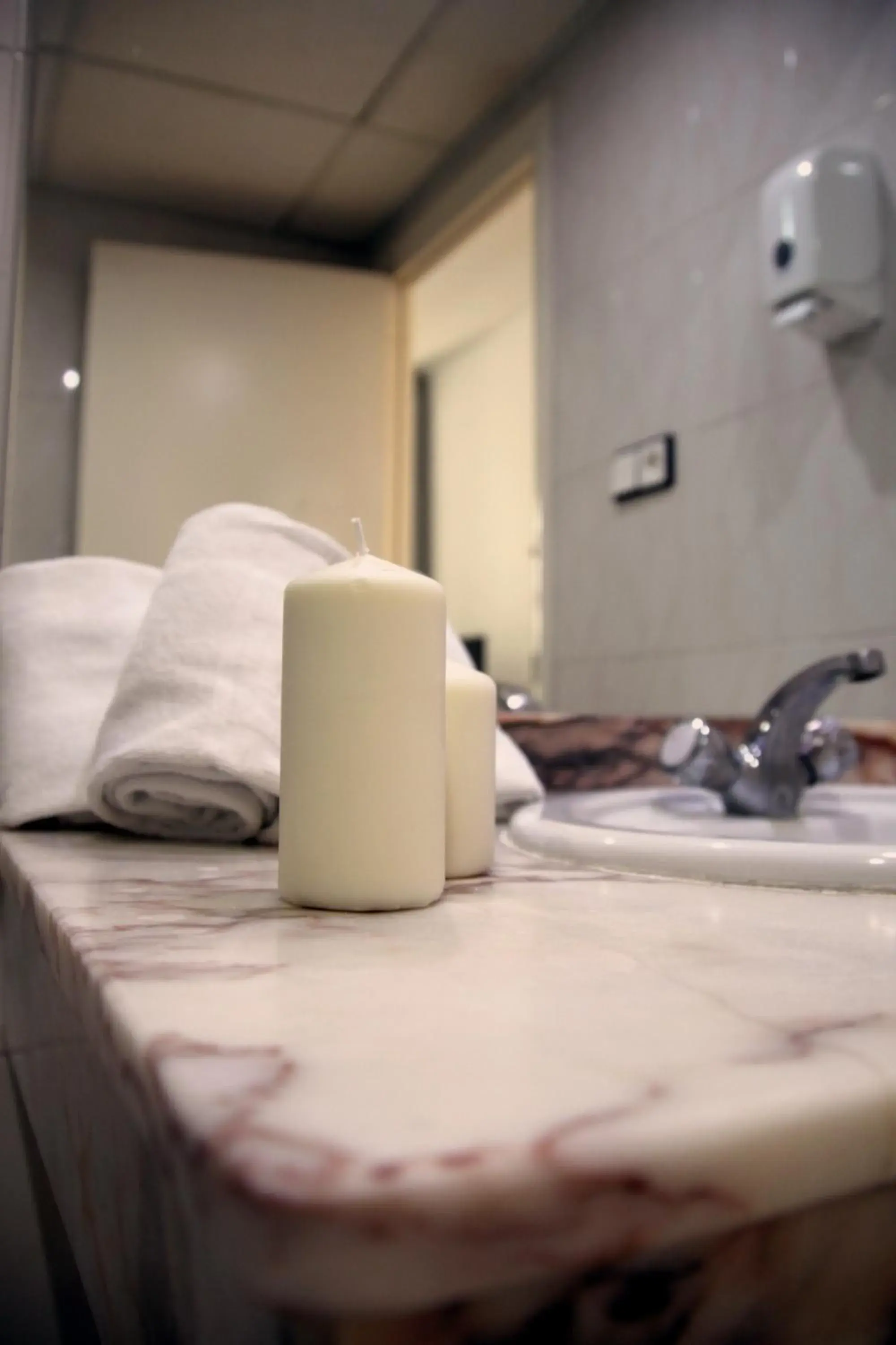 Twin Room in Hospedium Hotel Sky Blu Torre de Sevilla Twin Room in Hospedium Hotel Sky Blu Torre de Sevilla