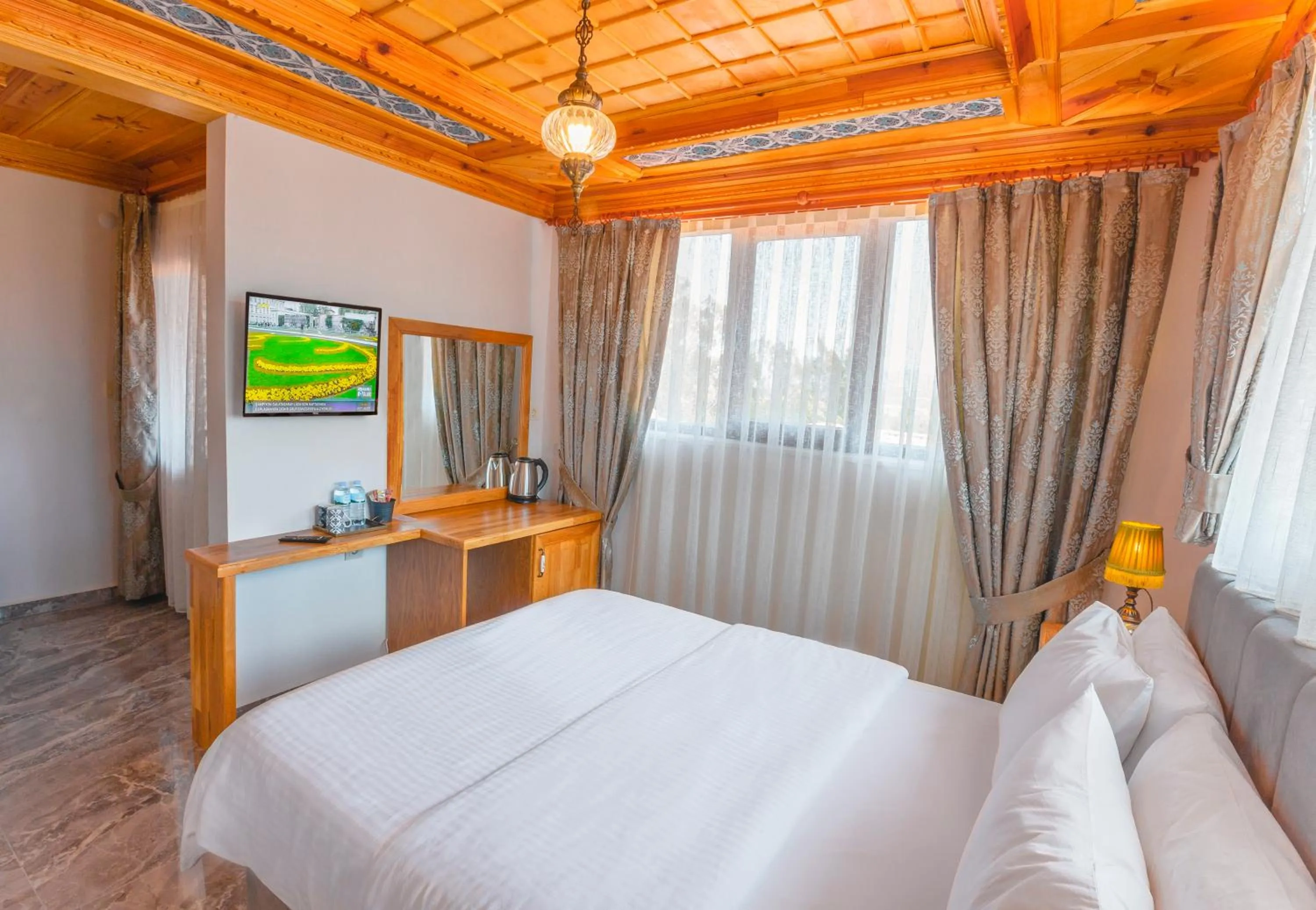 Photo of the whole room, Bed in Gumus Konak