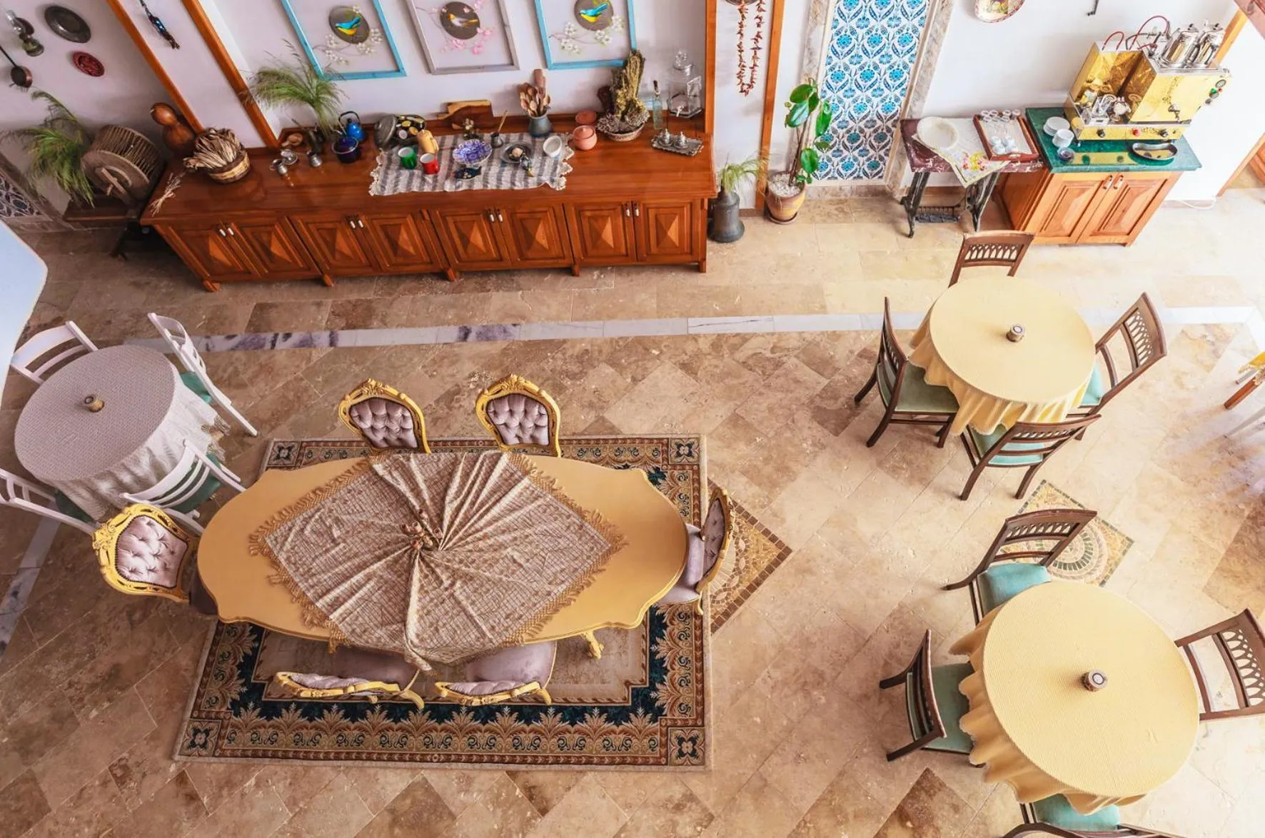 Food and drinks in Gumus Konak