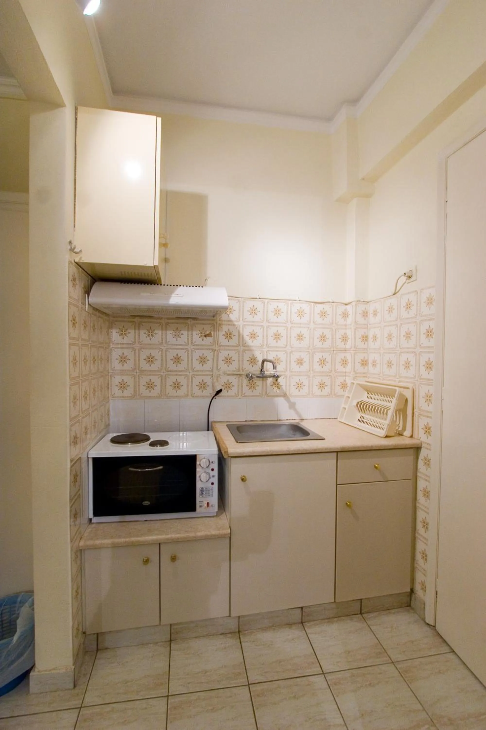 Shower in Orion Studios