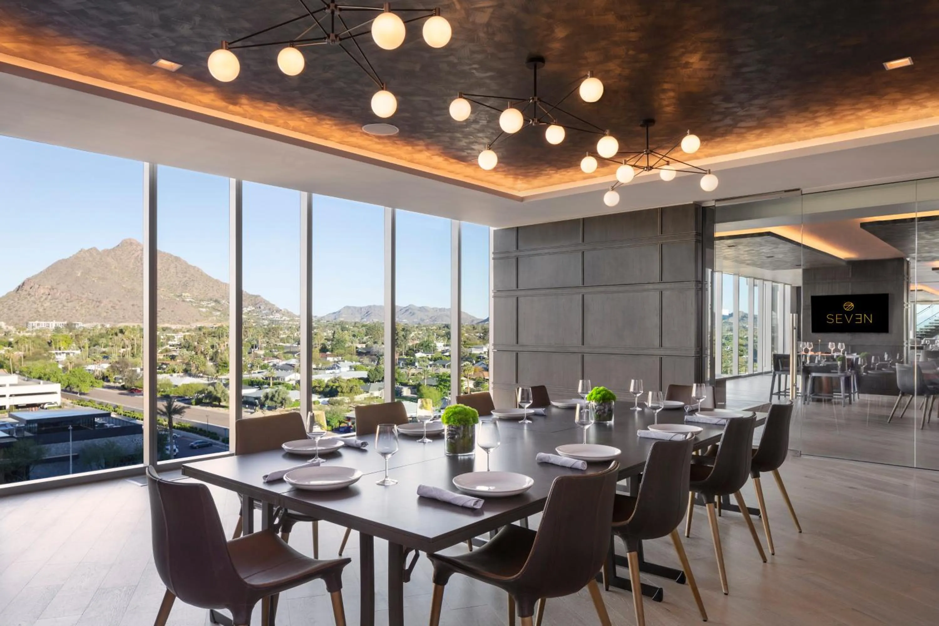 Restaurant/places to eat in Caesars Republic Scottsdale, a Hilton Hotel