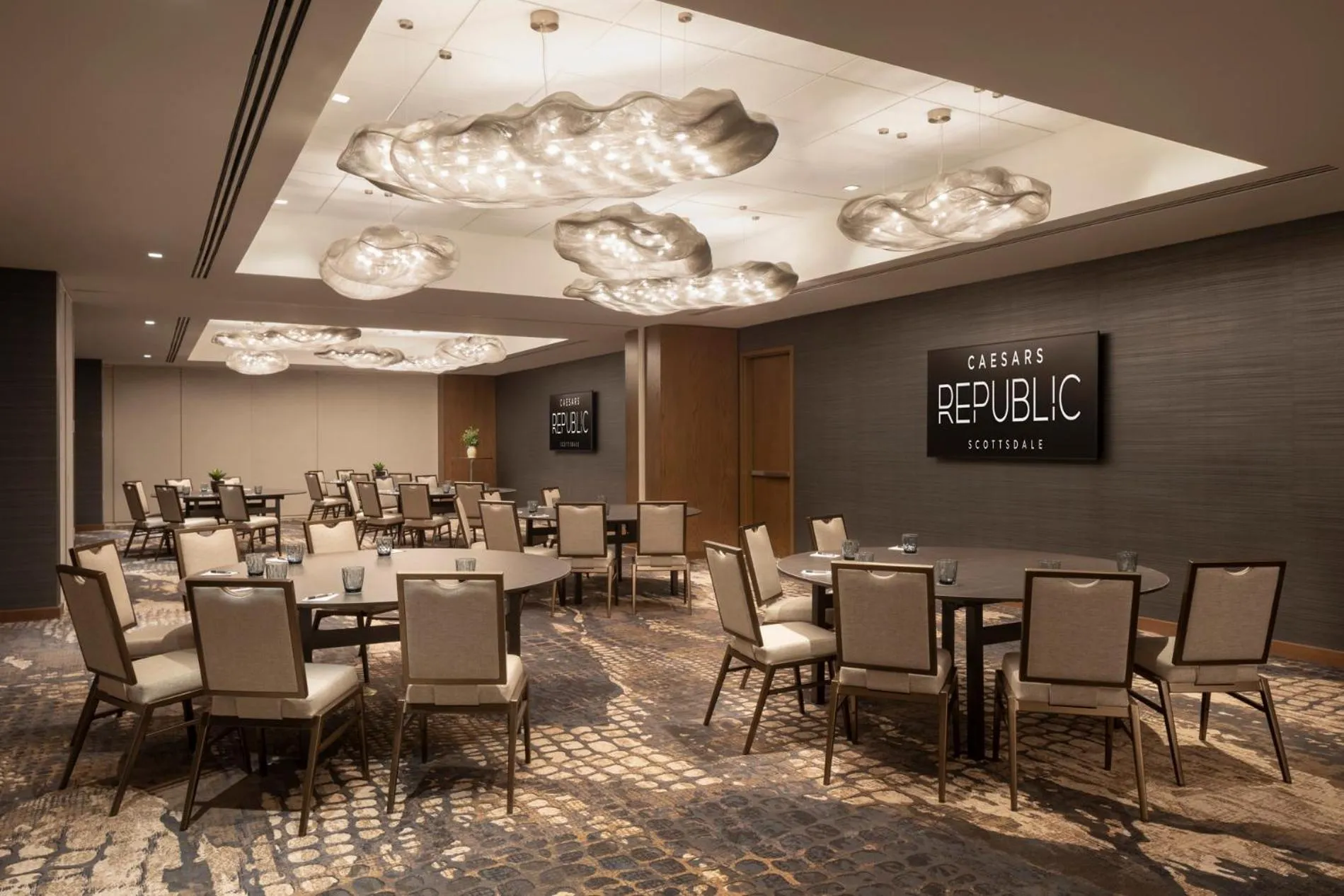 Meeting/conference room in Caesars Republic Scottsdale, a Hilton Hotel