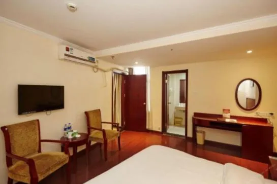 GreeTree Inn JiangSu Suzhou Taiping High-speed North Station Express Hotel