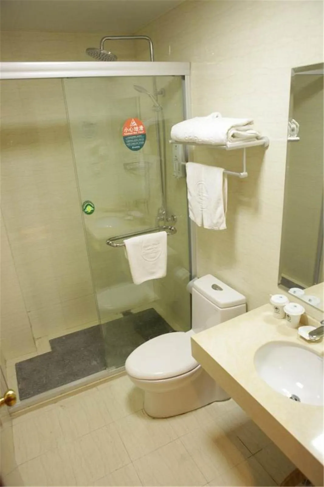 Bathroom in GreeTree Inn JiangSu Suzhou Taiping High-speed North Station Express Hotel