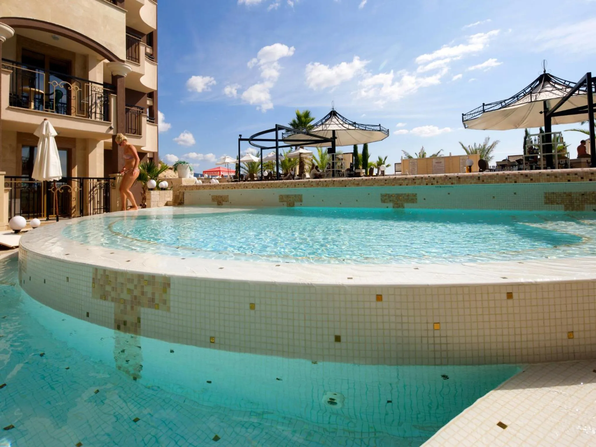 Patio in Hotel Golden Ina - Ultra All Inclusive - Beachfront