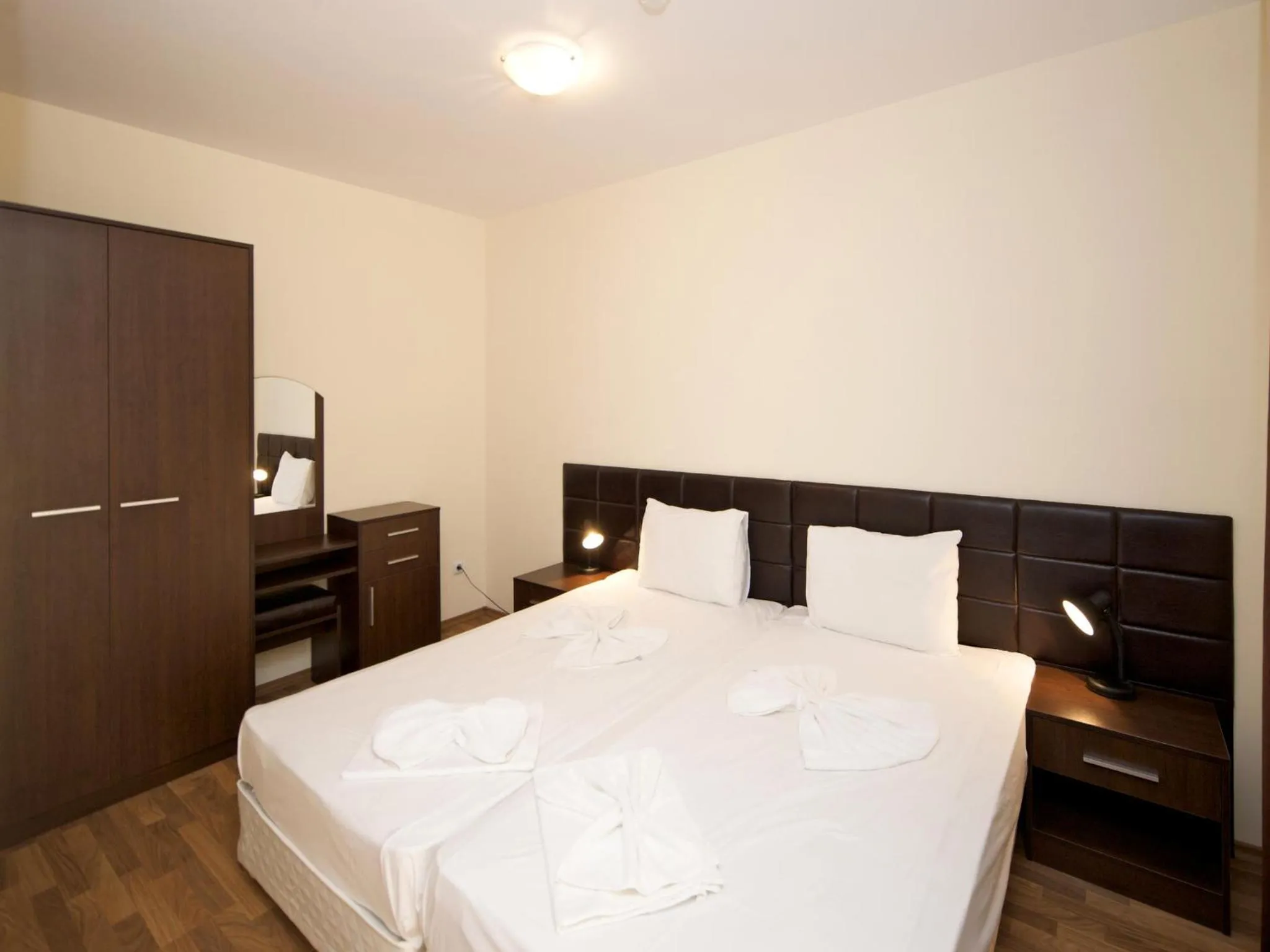 Bed in Hotel Golden Ina - Ultra All Inclusive - Beachfront