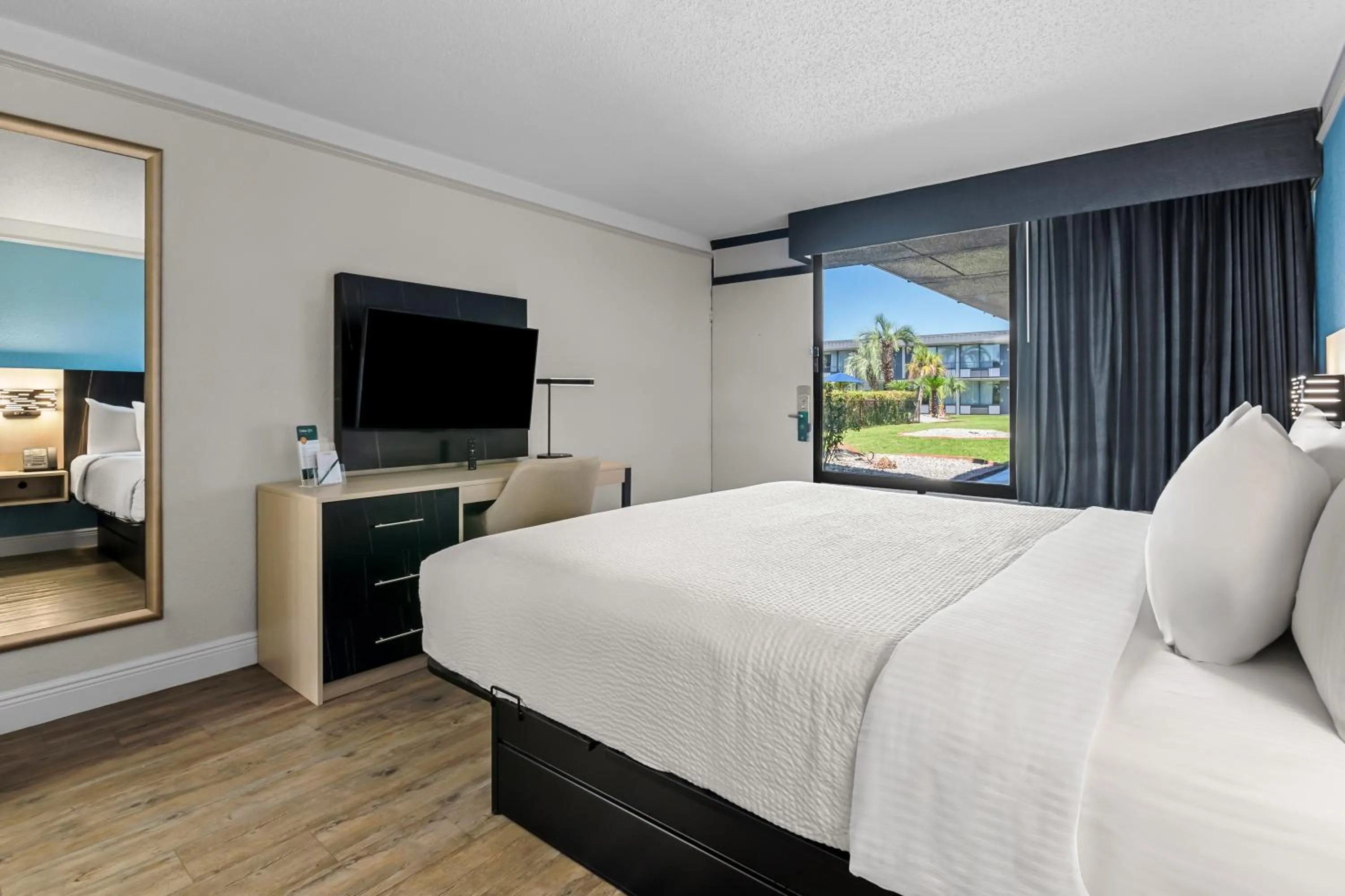 Bedroom, Bed in Suburban Studios Slidell I-10