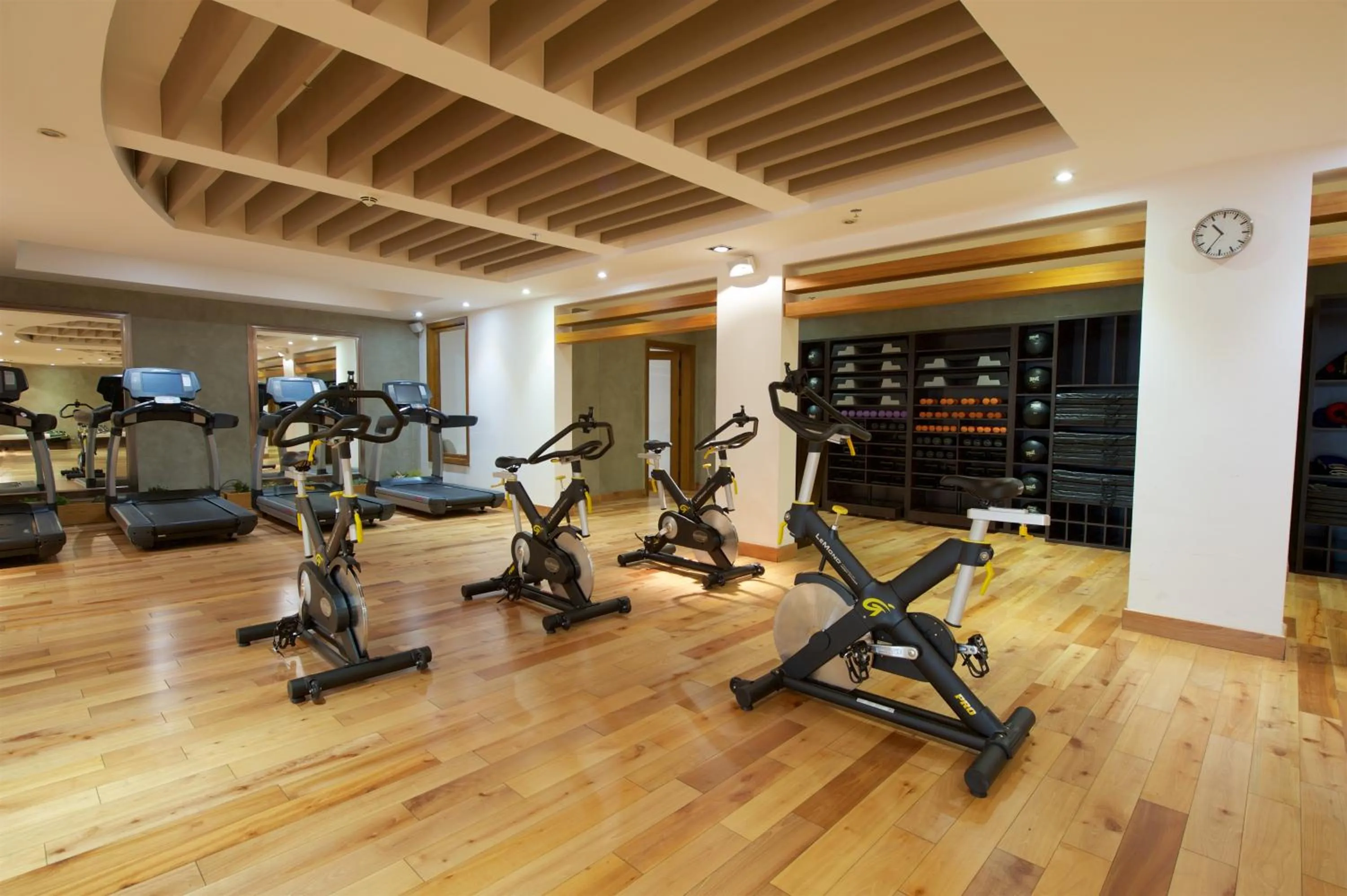 Fitness centre/facilities, Fitness Center/Facilities in Al Rawasi Hotel Suites