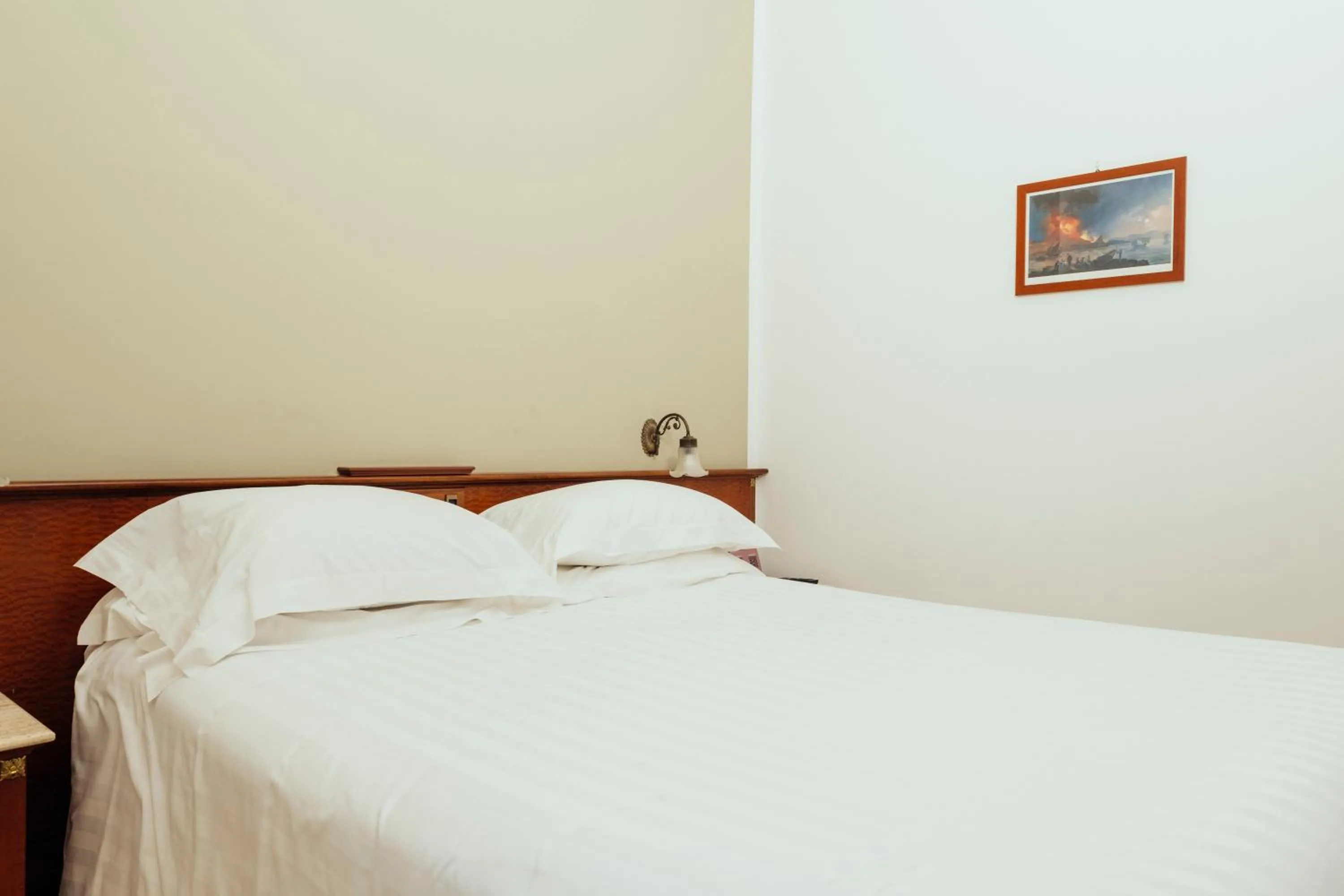 Photo of the whole room, Bed in Grand Hotel Telese