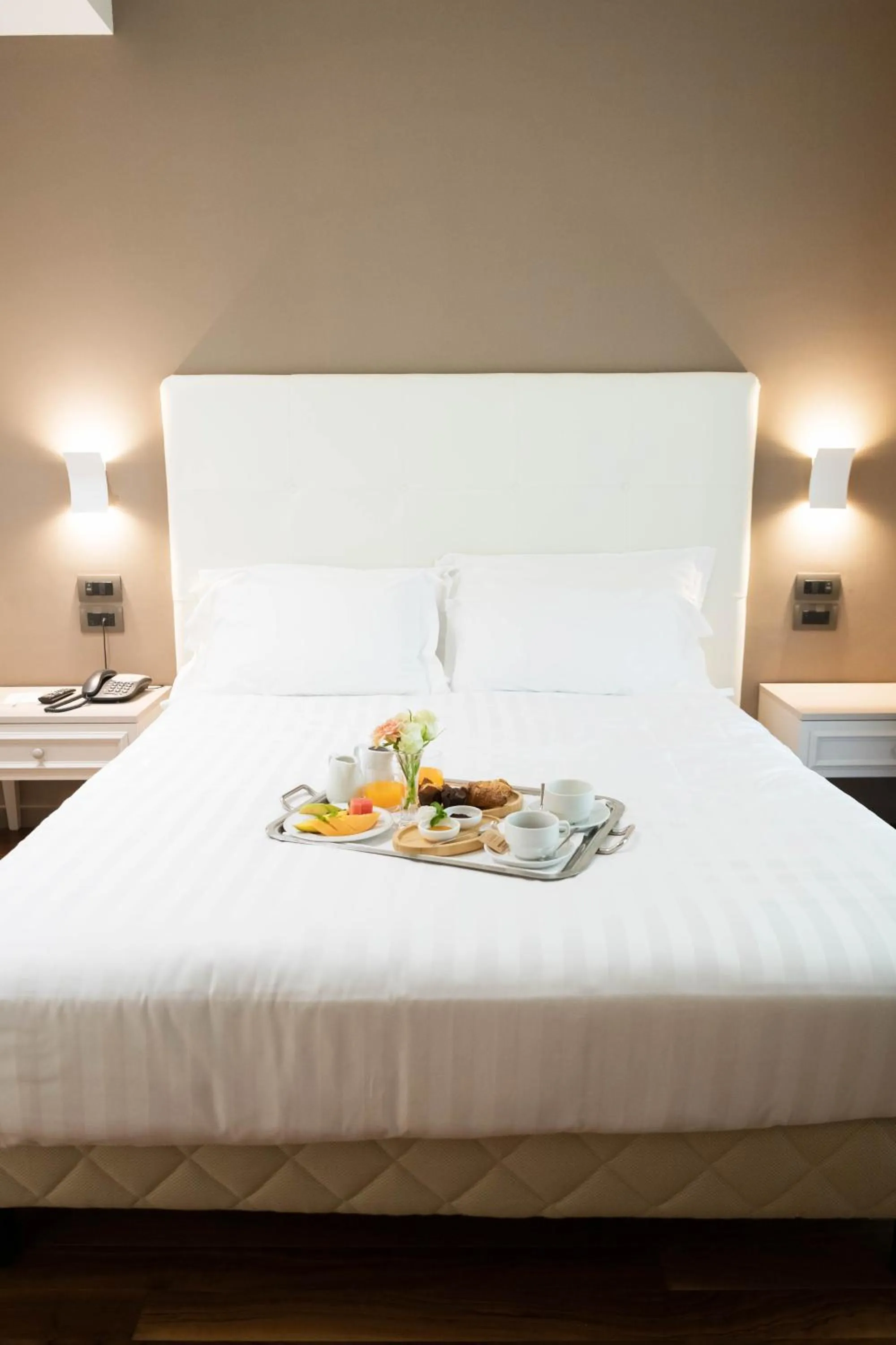 Breakfast, Bed in Grand Hotel Telese