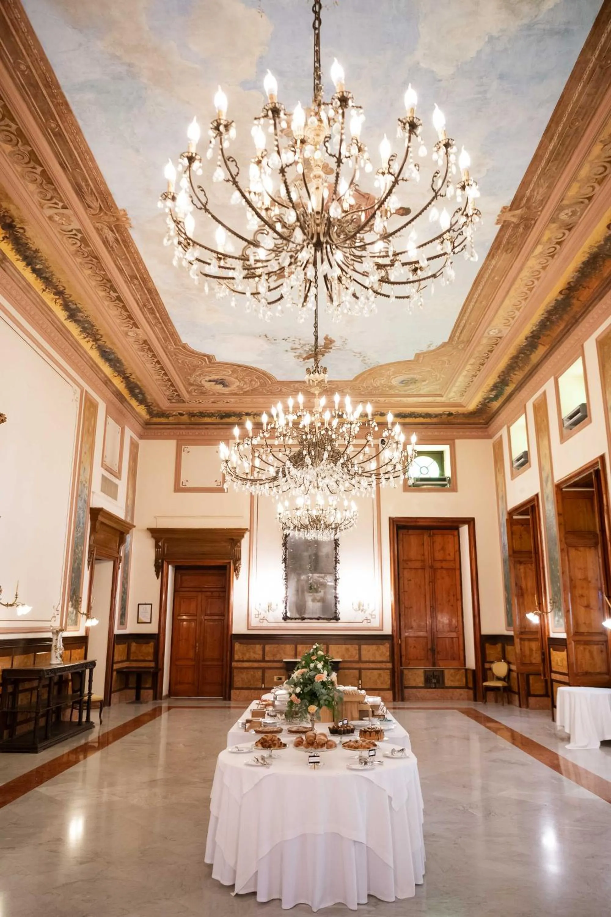 Buffet breakfast in Grand Hotel Telese