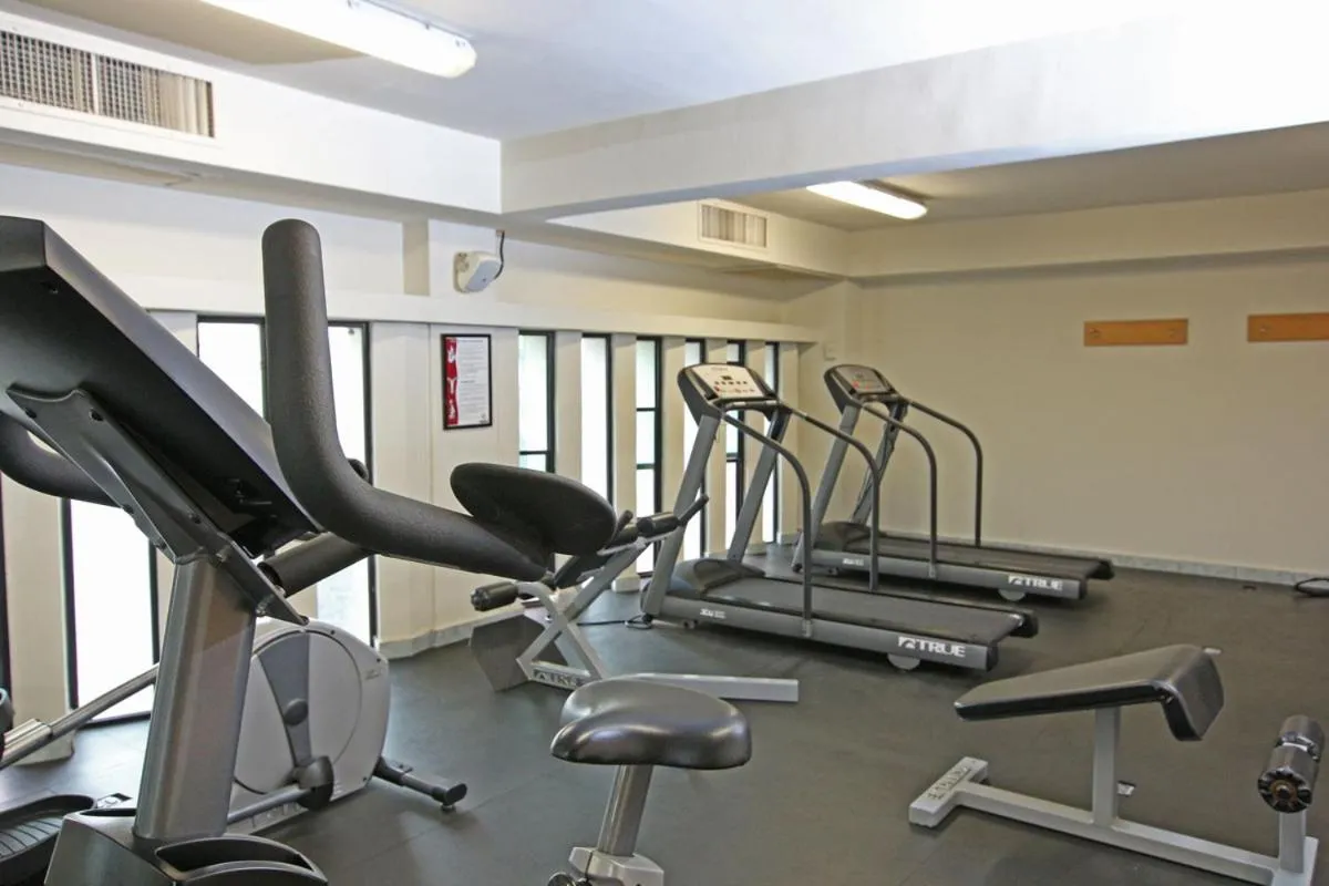 Fitness centre/facilities in Hotel Colón Plaza Business Class