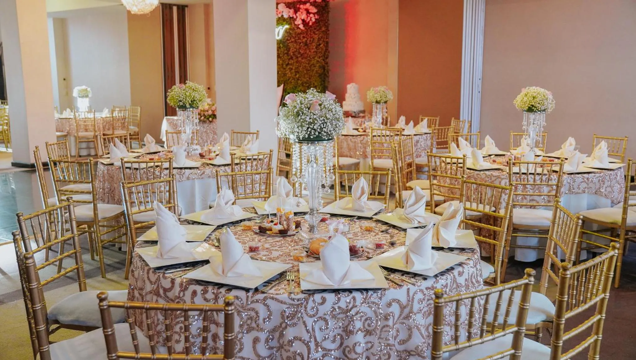 Banquet/Function facilities in Hotel Colón Plaza Business Class