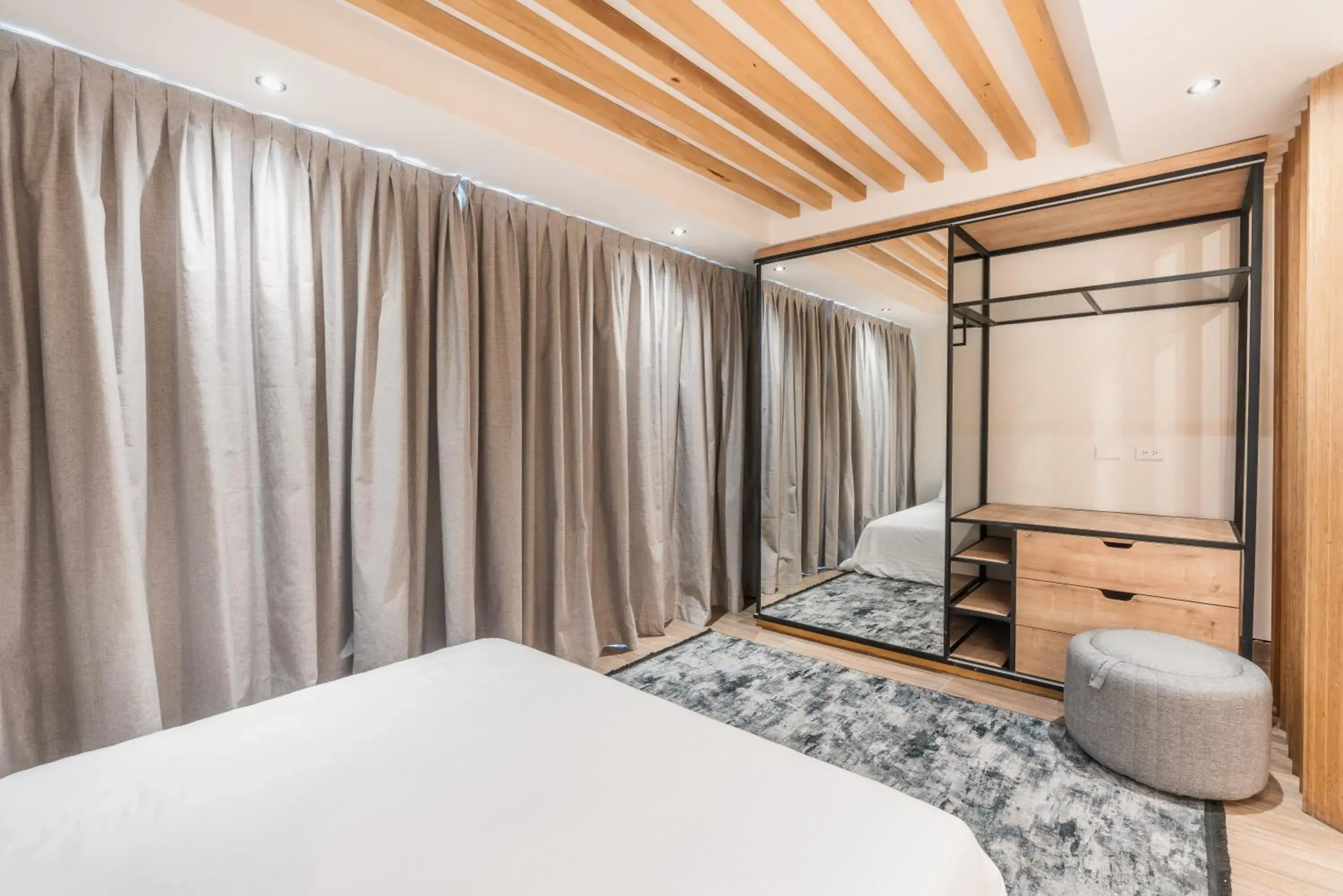 flat iron, Bed in Hotel Faranda Single 1 Punta Cana - Adults Only flat iron, Bed in Hotel Faranda Single 1 Punta Cana - Adults Only