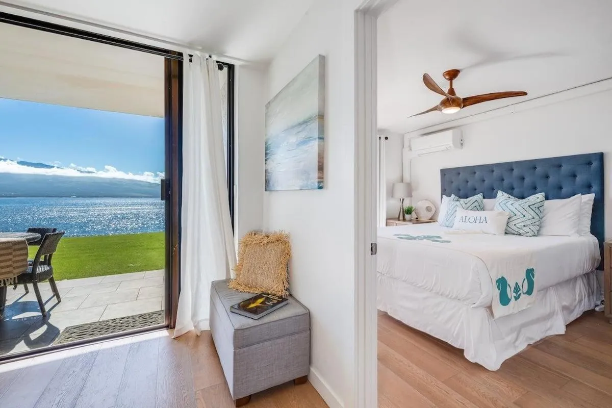 Bed in Lauloa 105 · LOA 105 2BD OceanFront Getaway w AC Pool