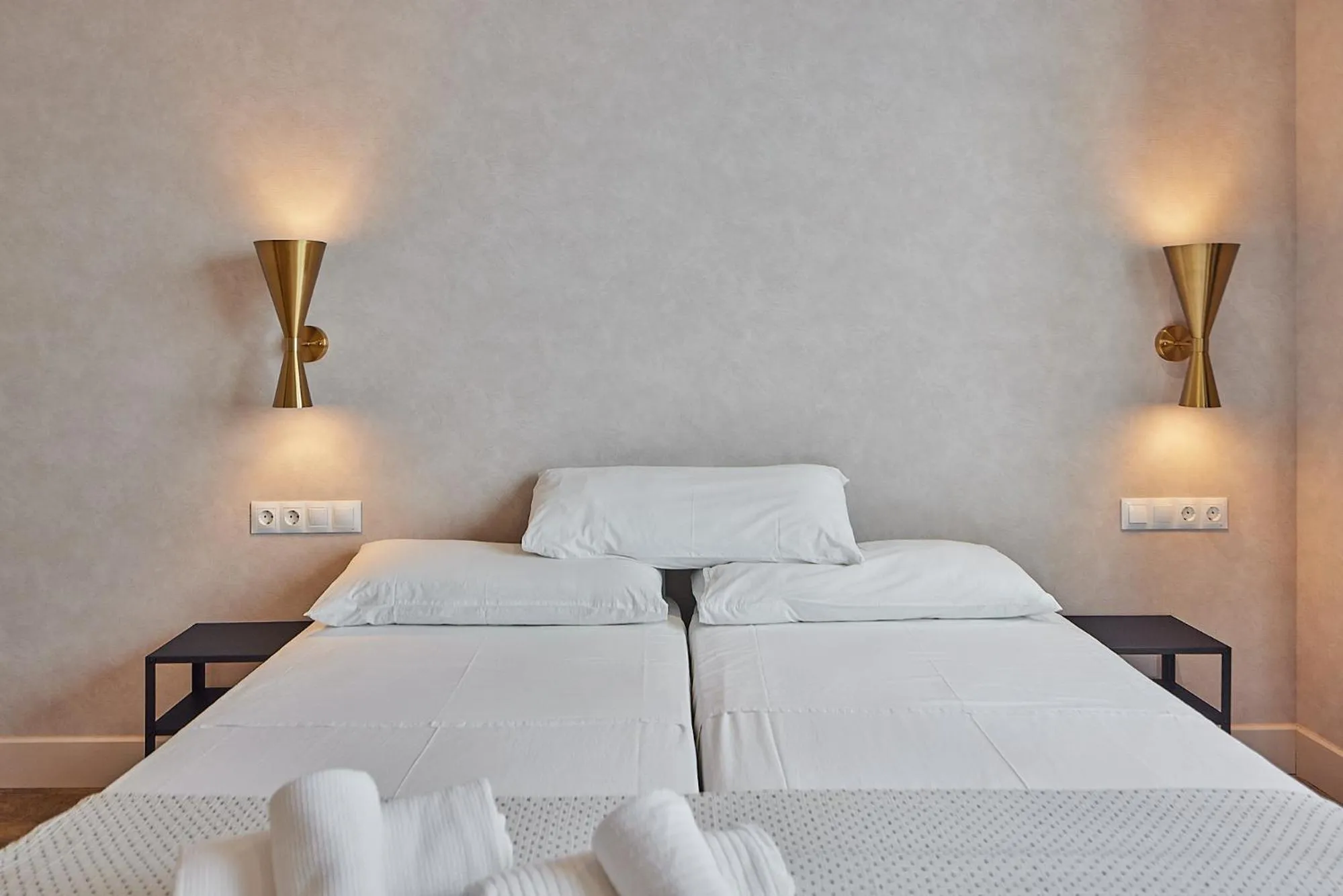 Bedroom, Bed in VG - Villa de Andas suites