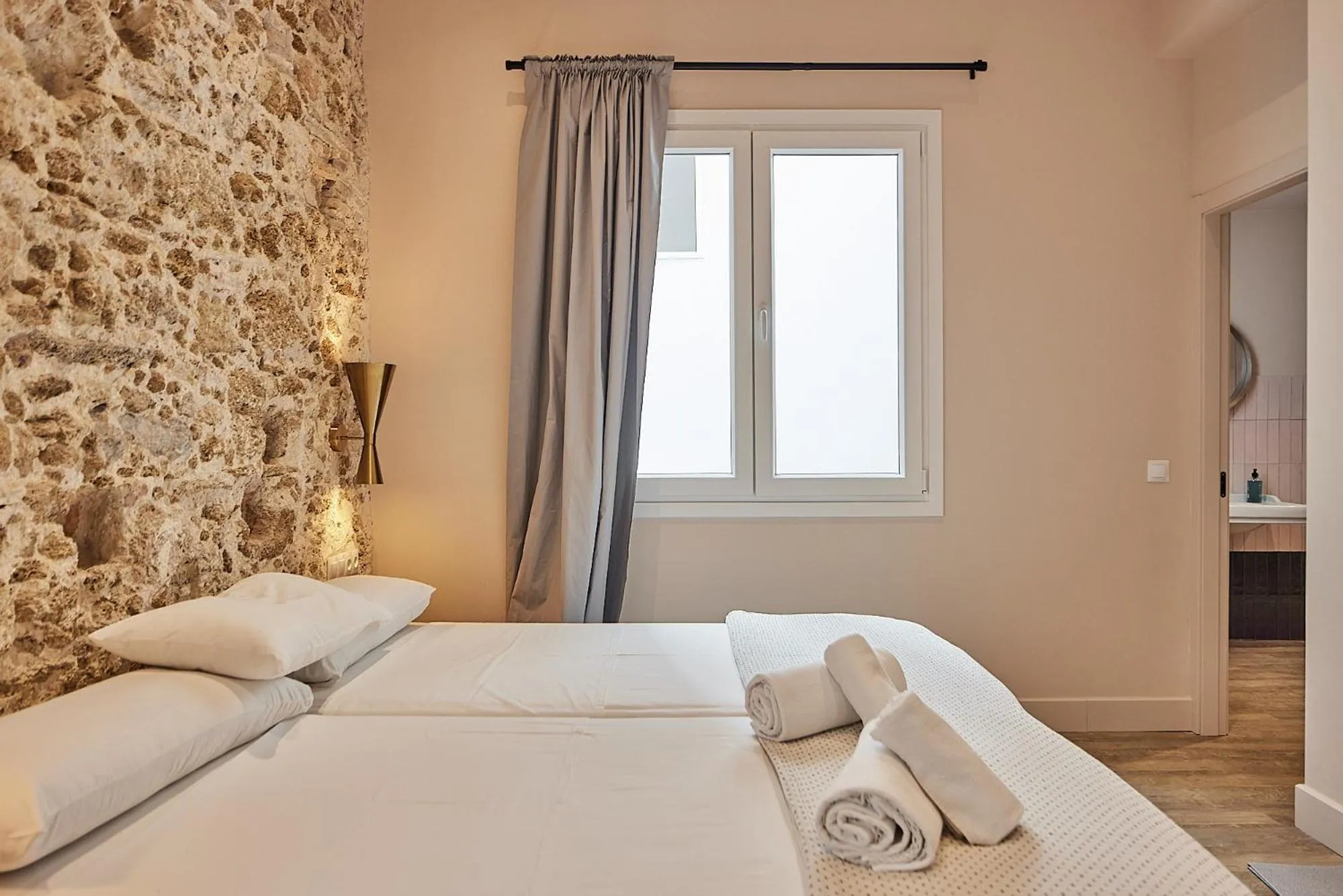 Bedroom, Bed in VG - Villa de Andas suites