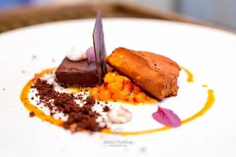 Restaurant/places to eat in Grebys Hotell & Restaurang
