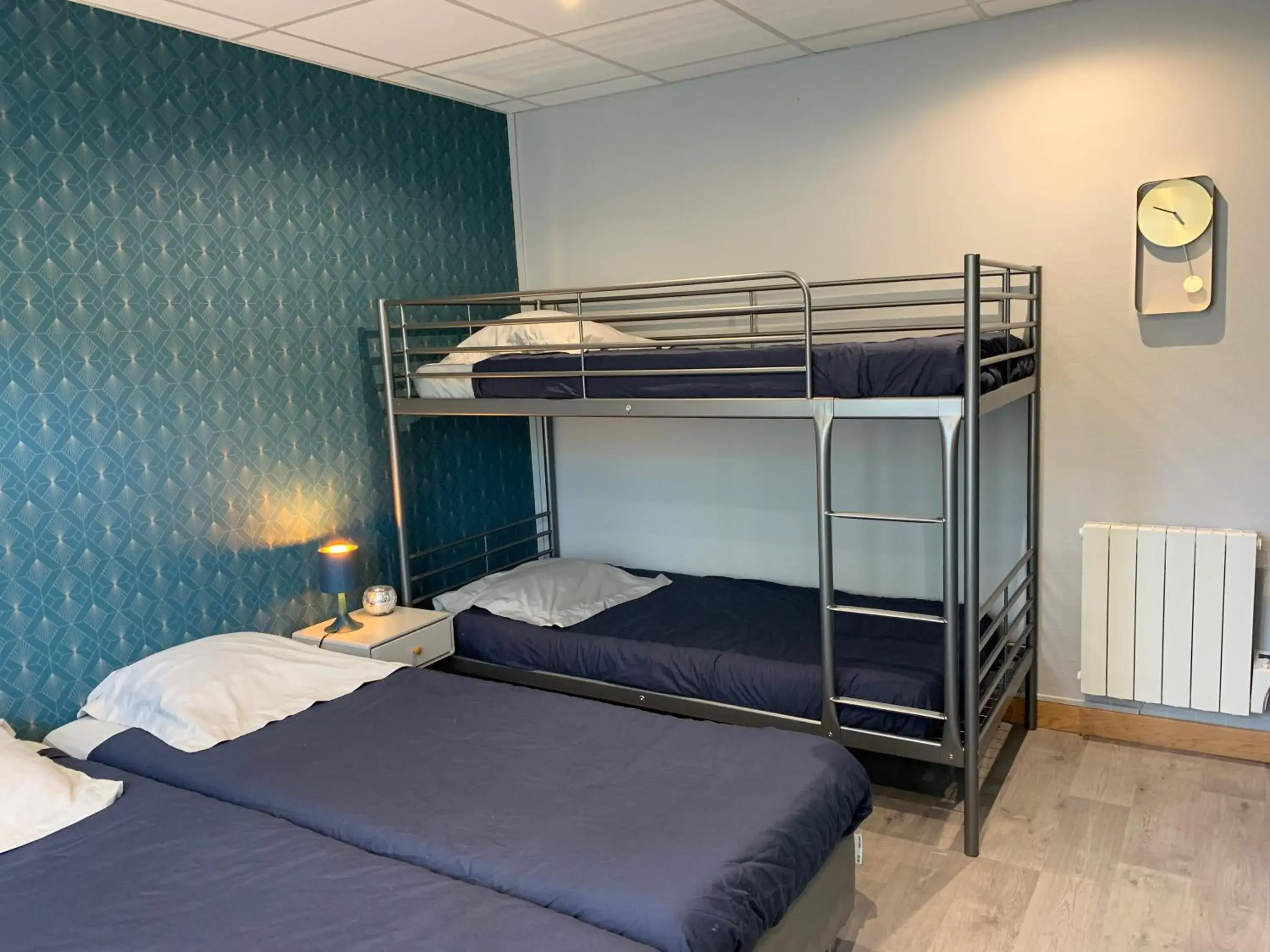 Superior Quadruple Room - single occupancy in Centre de vacances CAPLANDES Superior Quadruple Room - single occupancy in Centre de vacances CAPLANDES