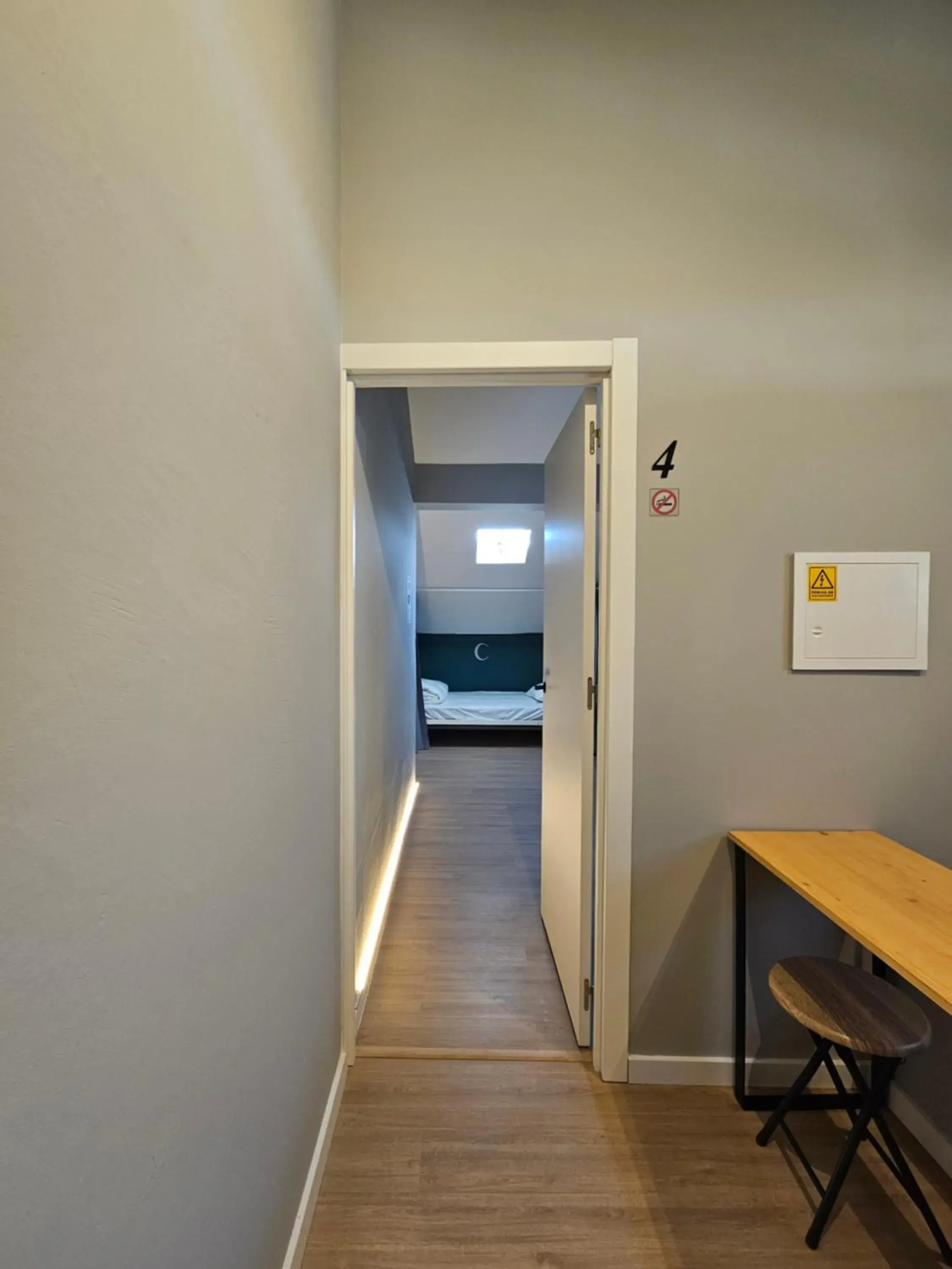 Single Bed in 6-Bed Dormitory Room in Aerostay Hostel Single Bed in 6-Bed Dormitory Room in Aerostay Hostel