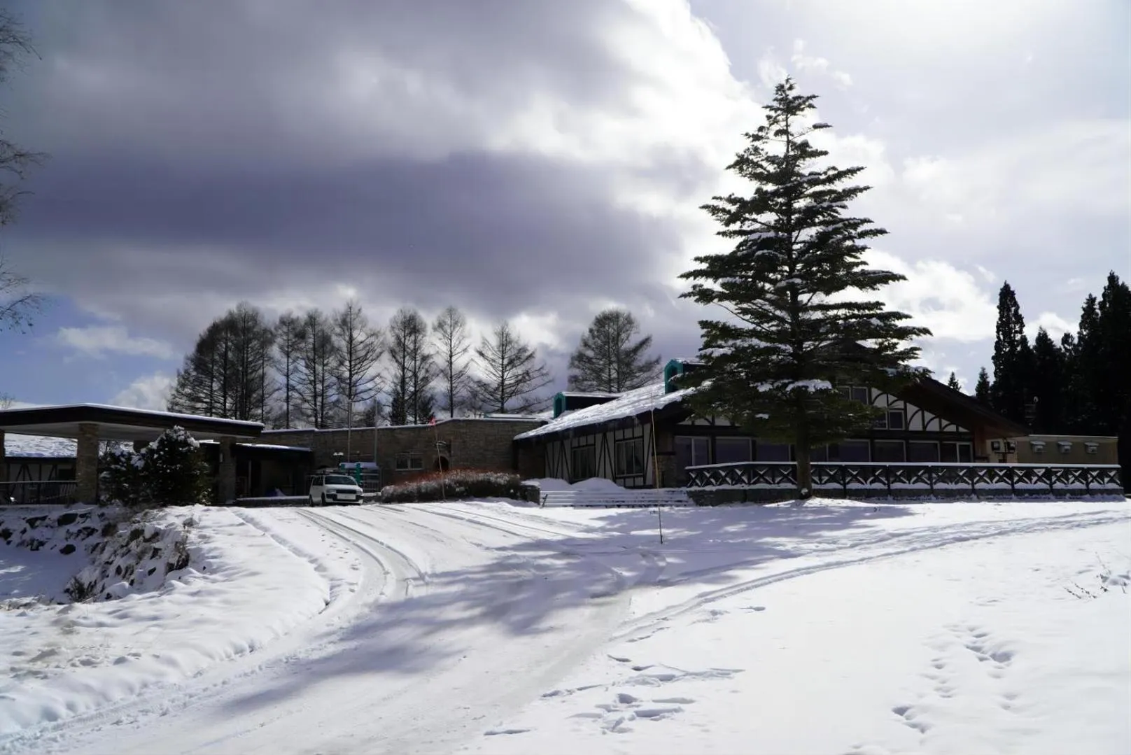 Property building in WHITE HOTEL GRAND HAKUBA