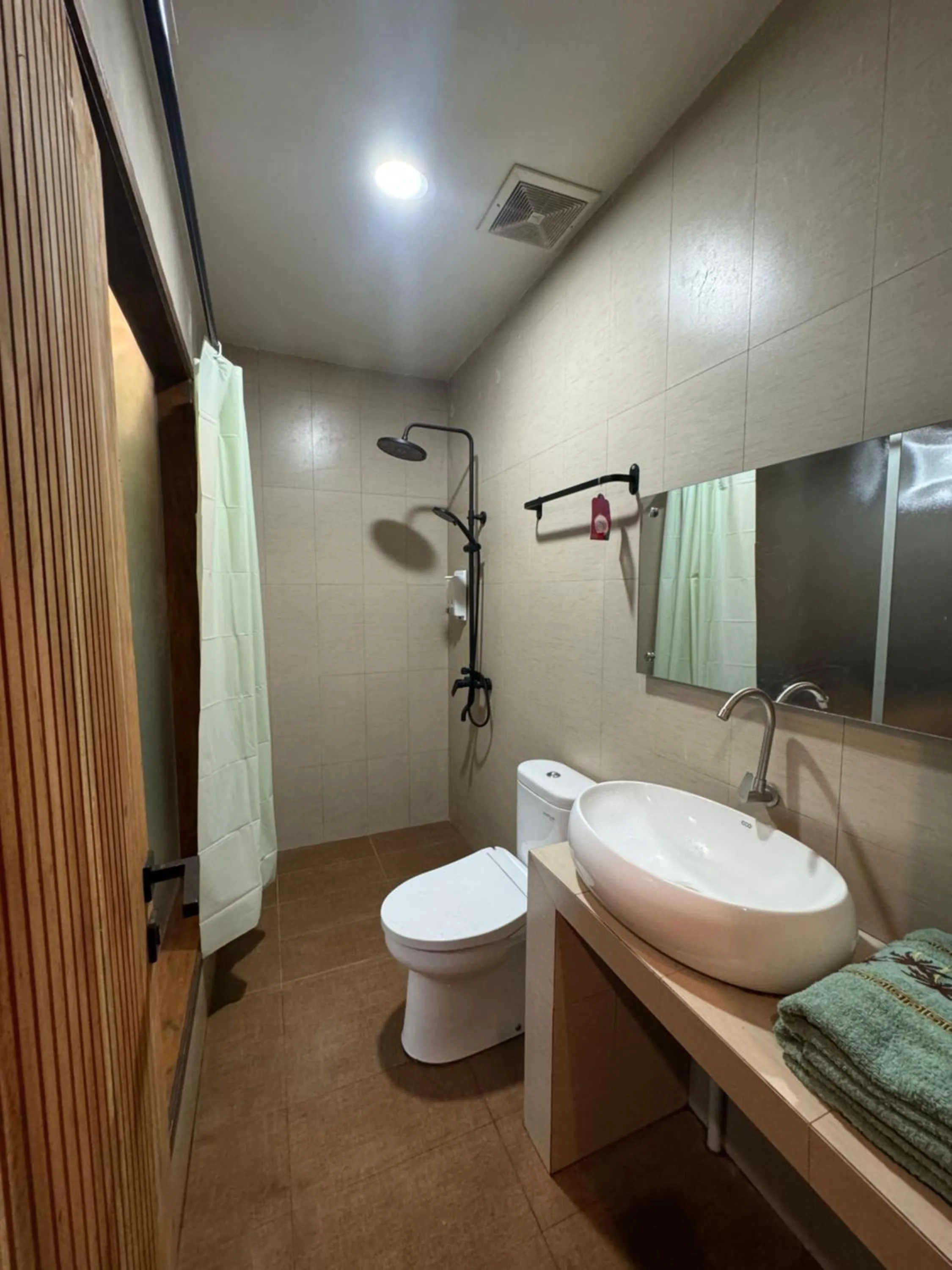 Bathroom in Sky View Bromo Guest House