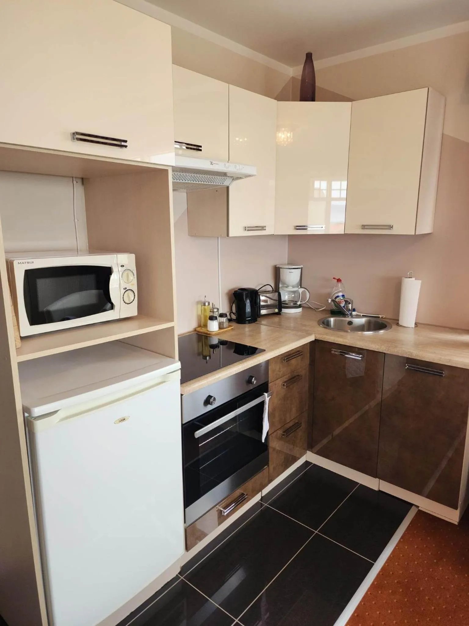 kitchen in Kiljan Apartments & Rooms