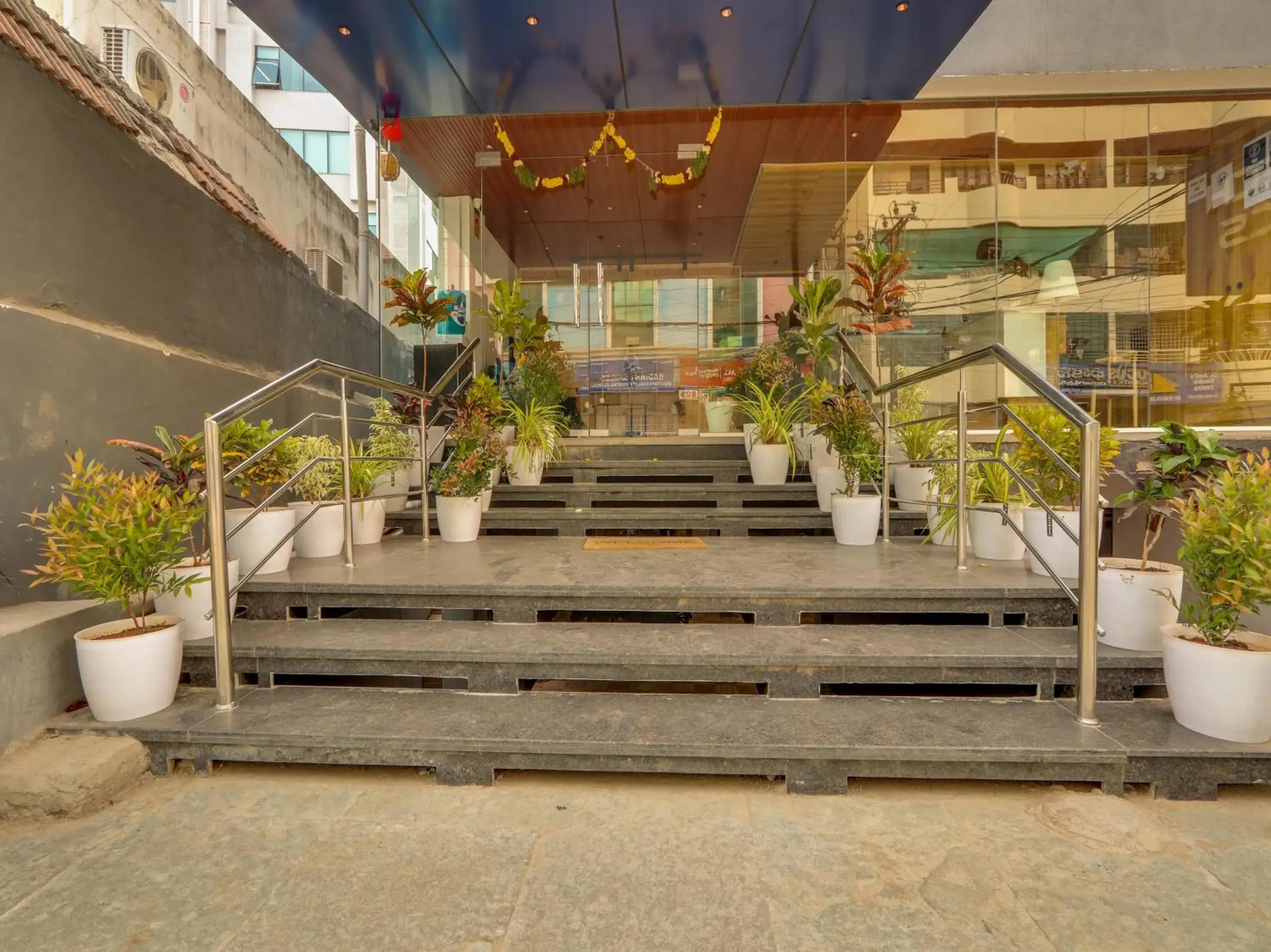 Facade/entrance in Super Townhouse CASA GRAND Facade/entrance in Super Townhouse CASA GRAND