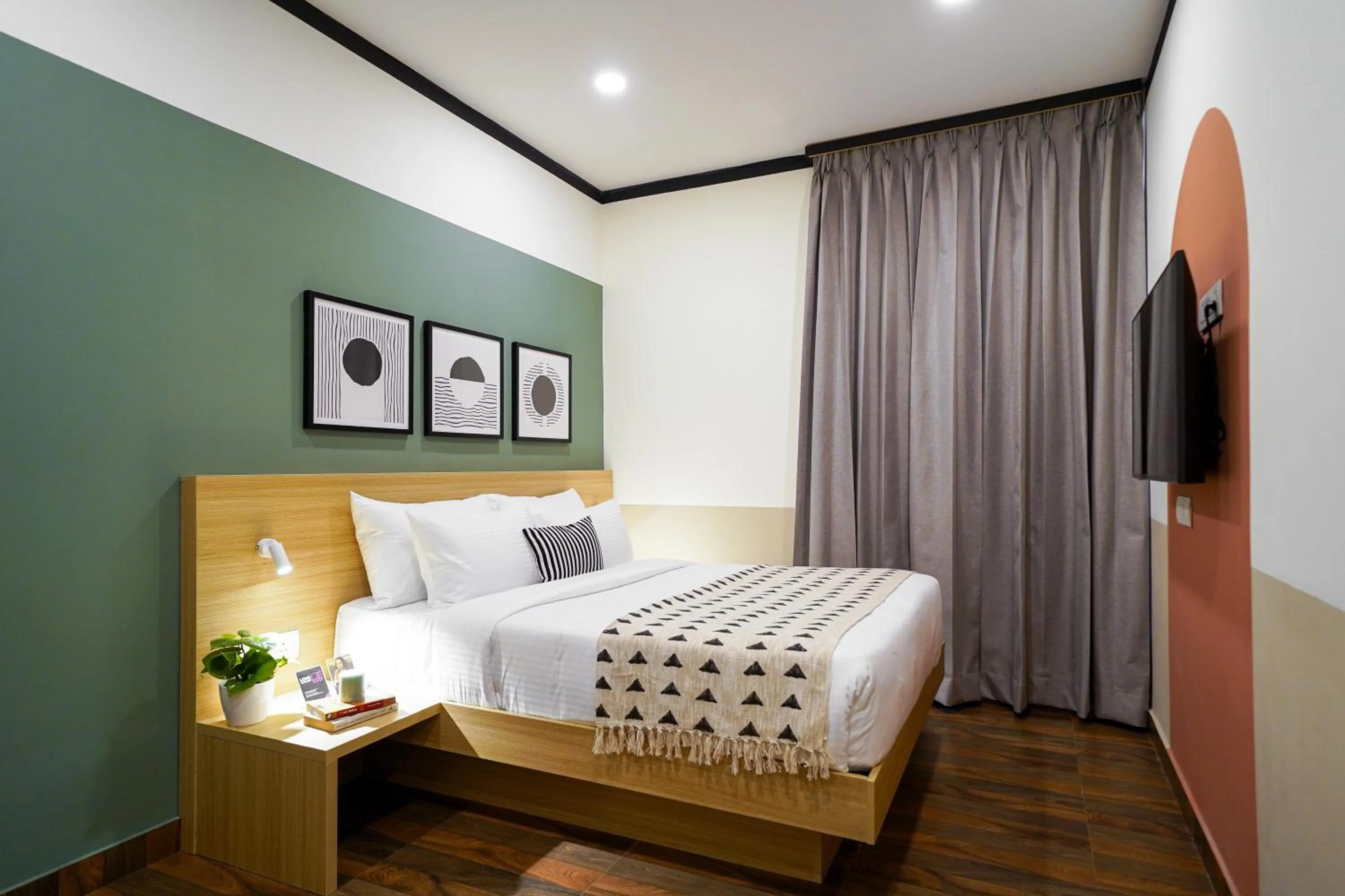 Bed in Olive Hotel Hosa Road Metro by Embassy Group