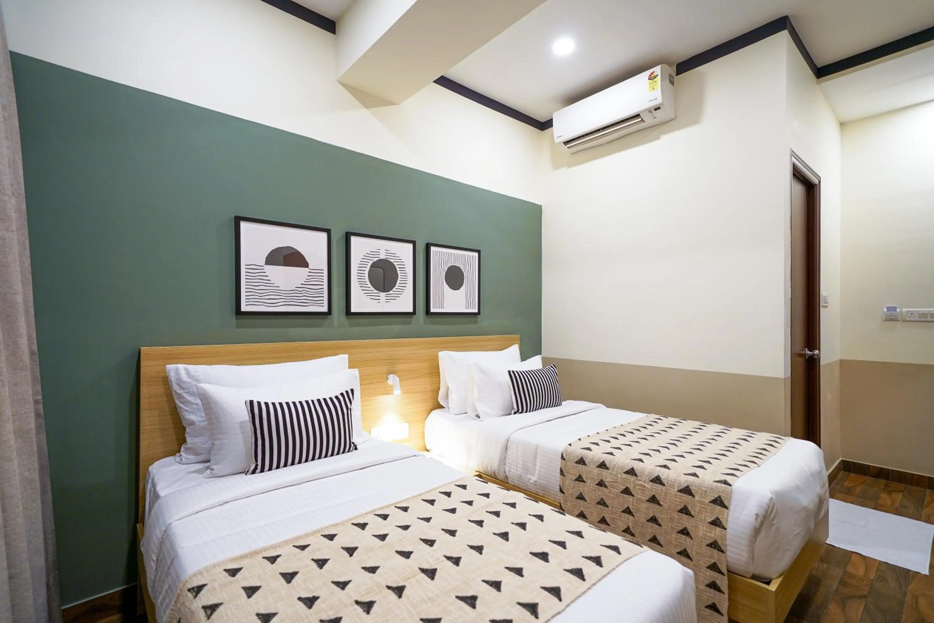 Bed in Olive Hotel Hosa Road Metro by Embassy Group